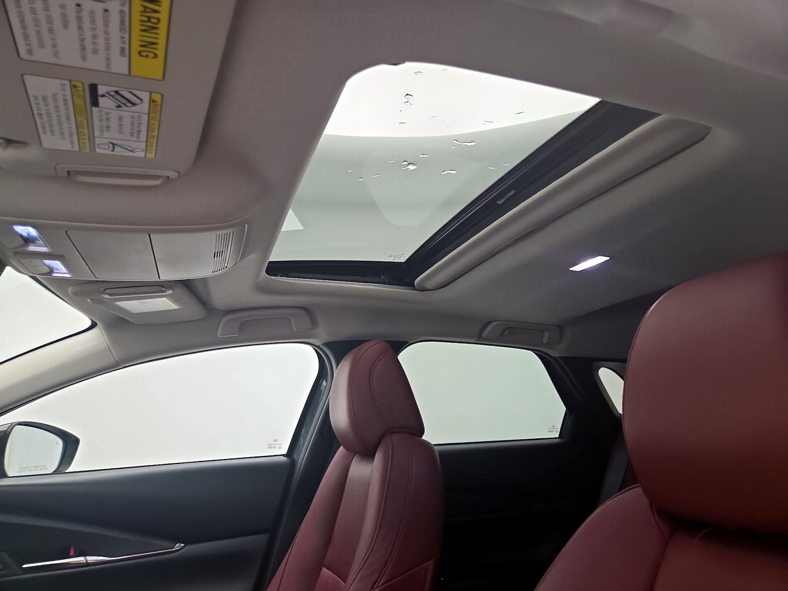 Sunroof(s) & Overhead Airbags
