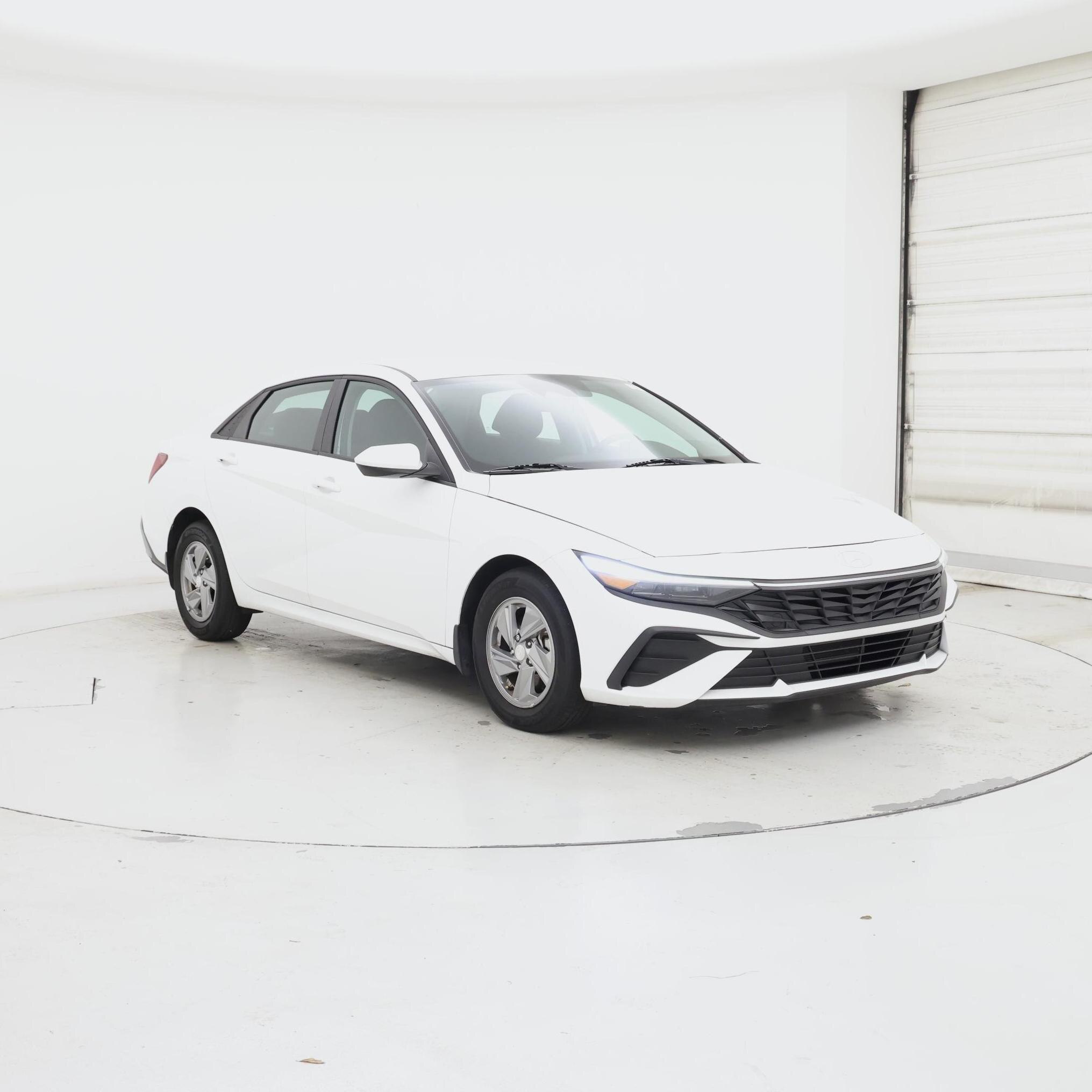 White 2025 Hyundai Elantra Sedan Front-Wheel Drive Automatic