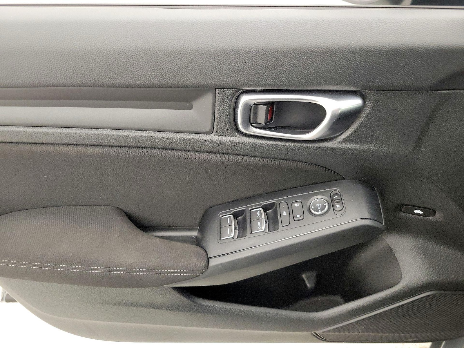 2026 Honda Civic Sport - Photo 13