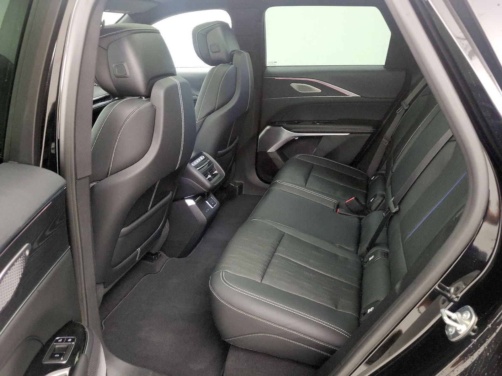 Rear Air Conditioning