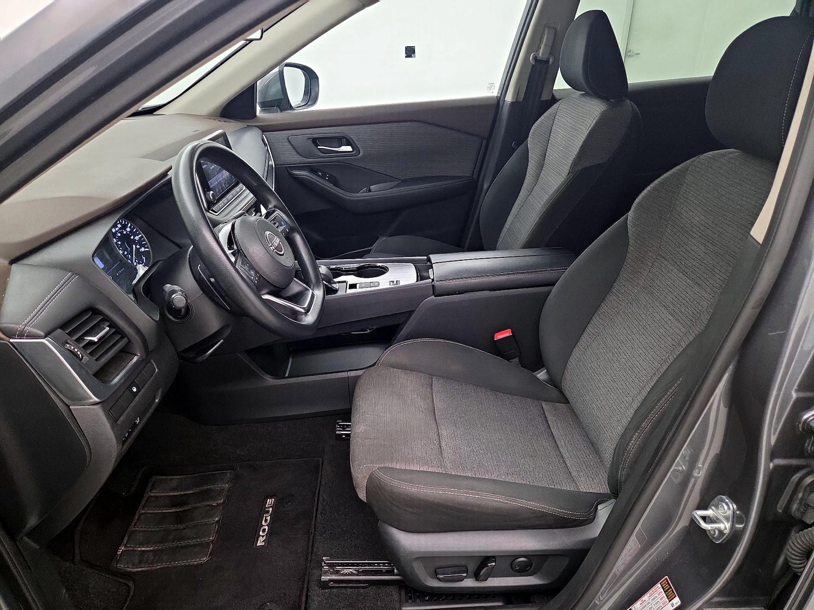 Power Seat(s) & Side Airbags