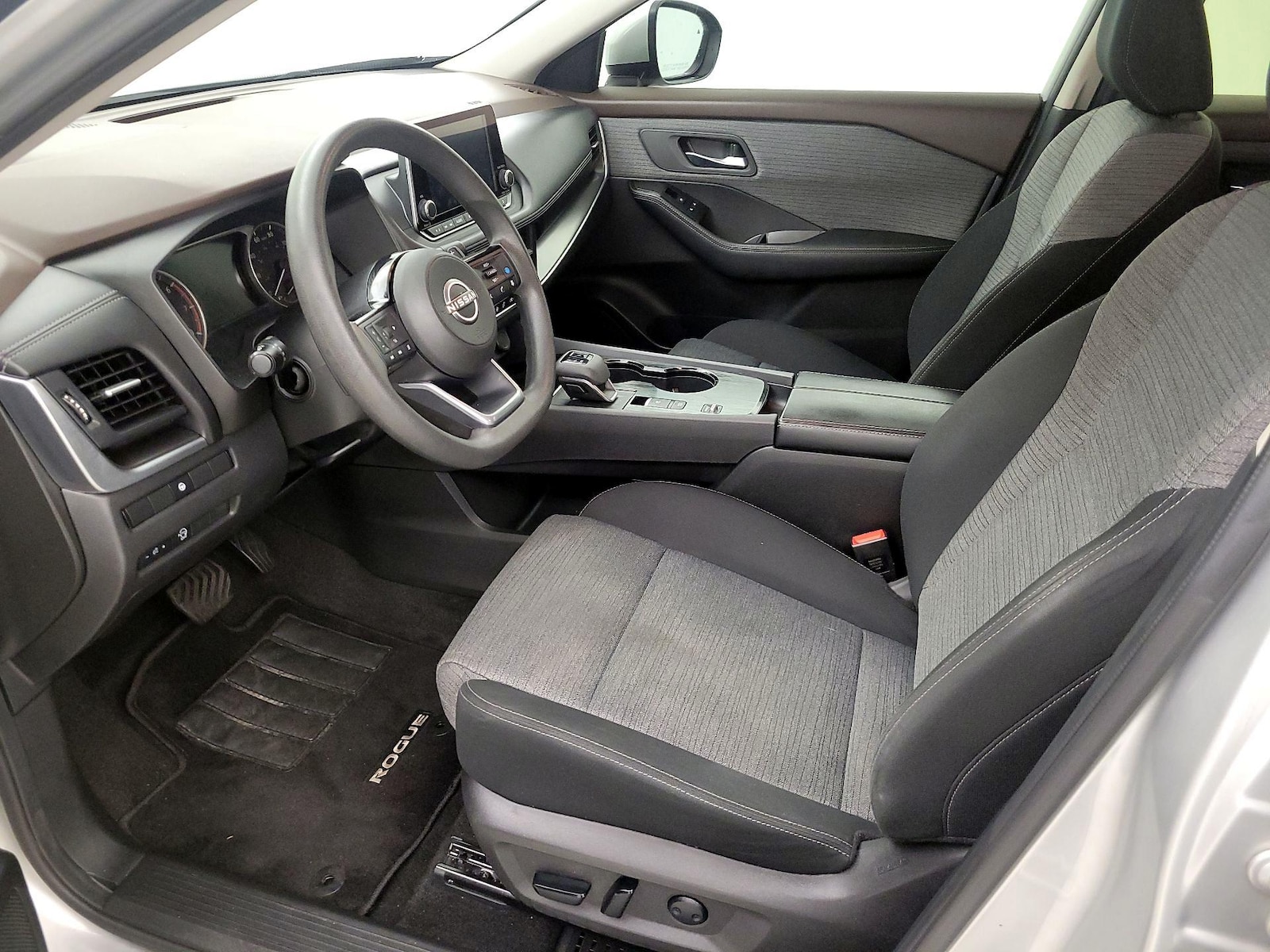 Power Seat(s) & Side Airbags