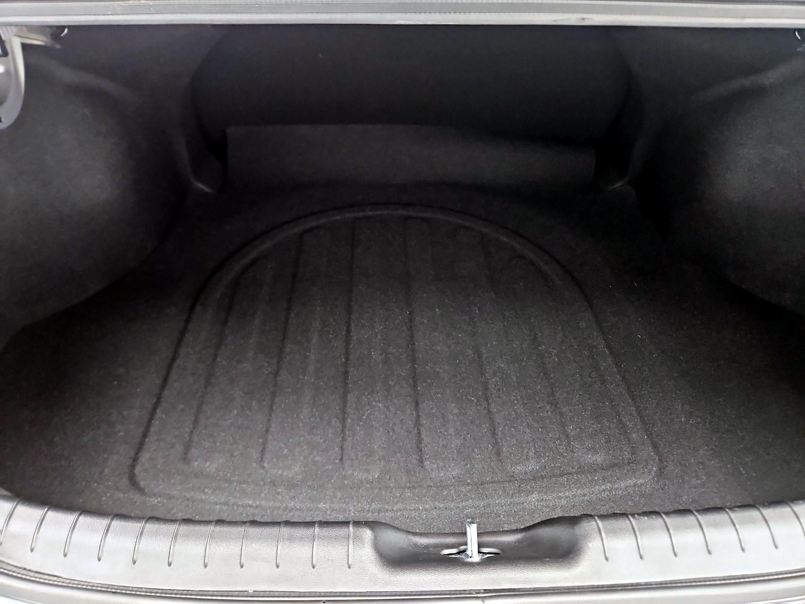 2025 Hyundai Elantra SE - Photo 21