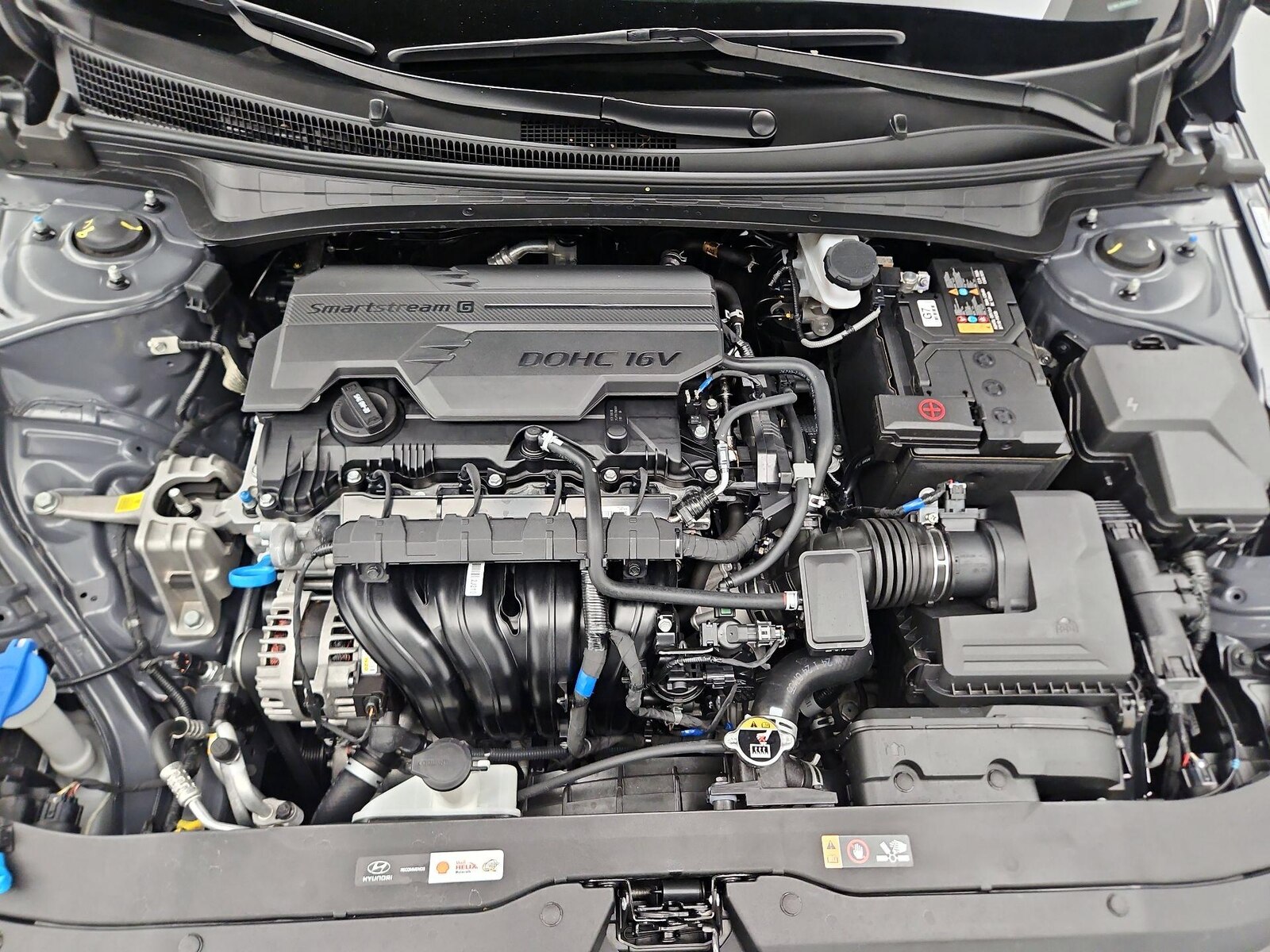 2025 Hyundai Elantra SE - Photo 22