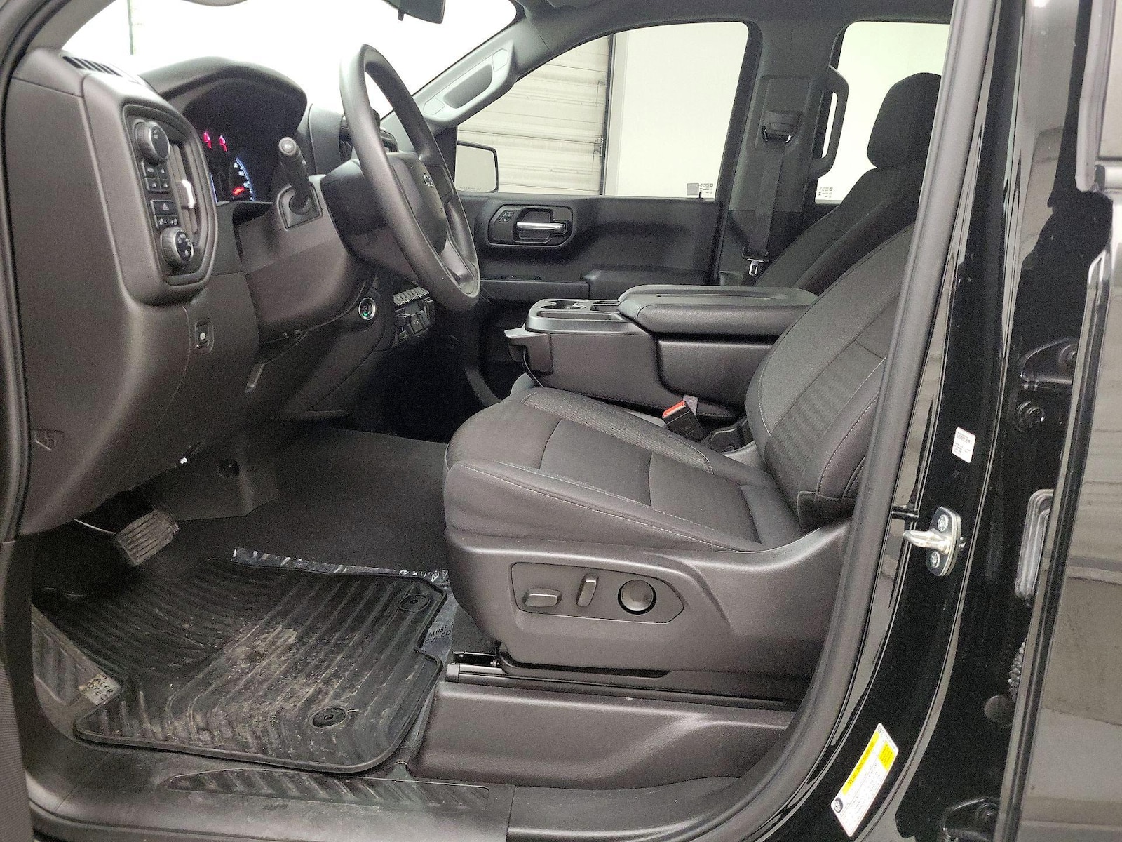 Power Seat(s) & Side Airbags