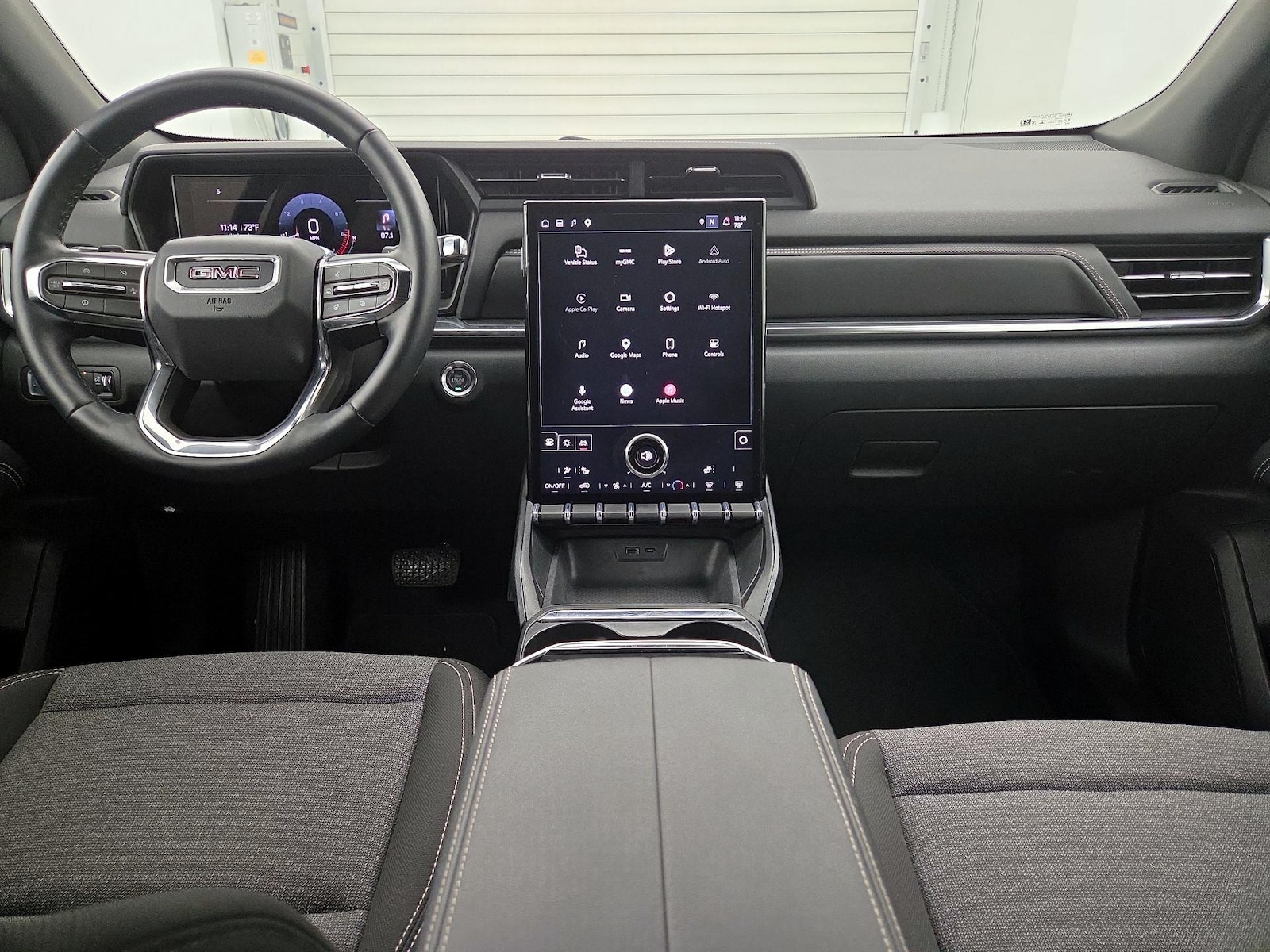 Apple CarPlay® & Android Auto™