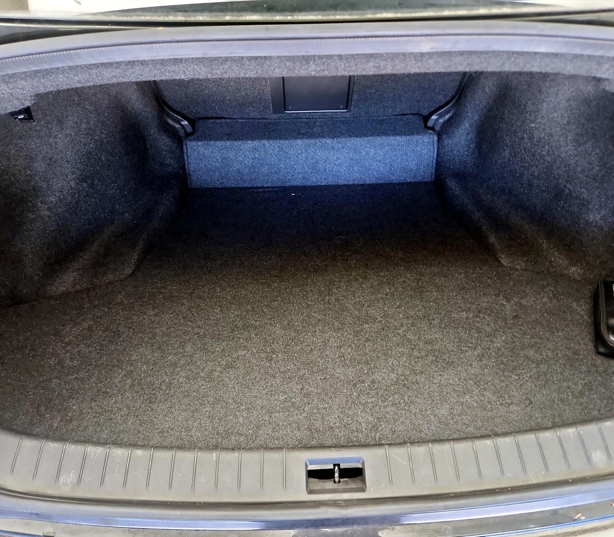 Trunk/Cargo (Seats Up)