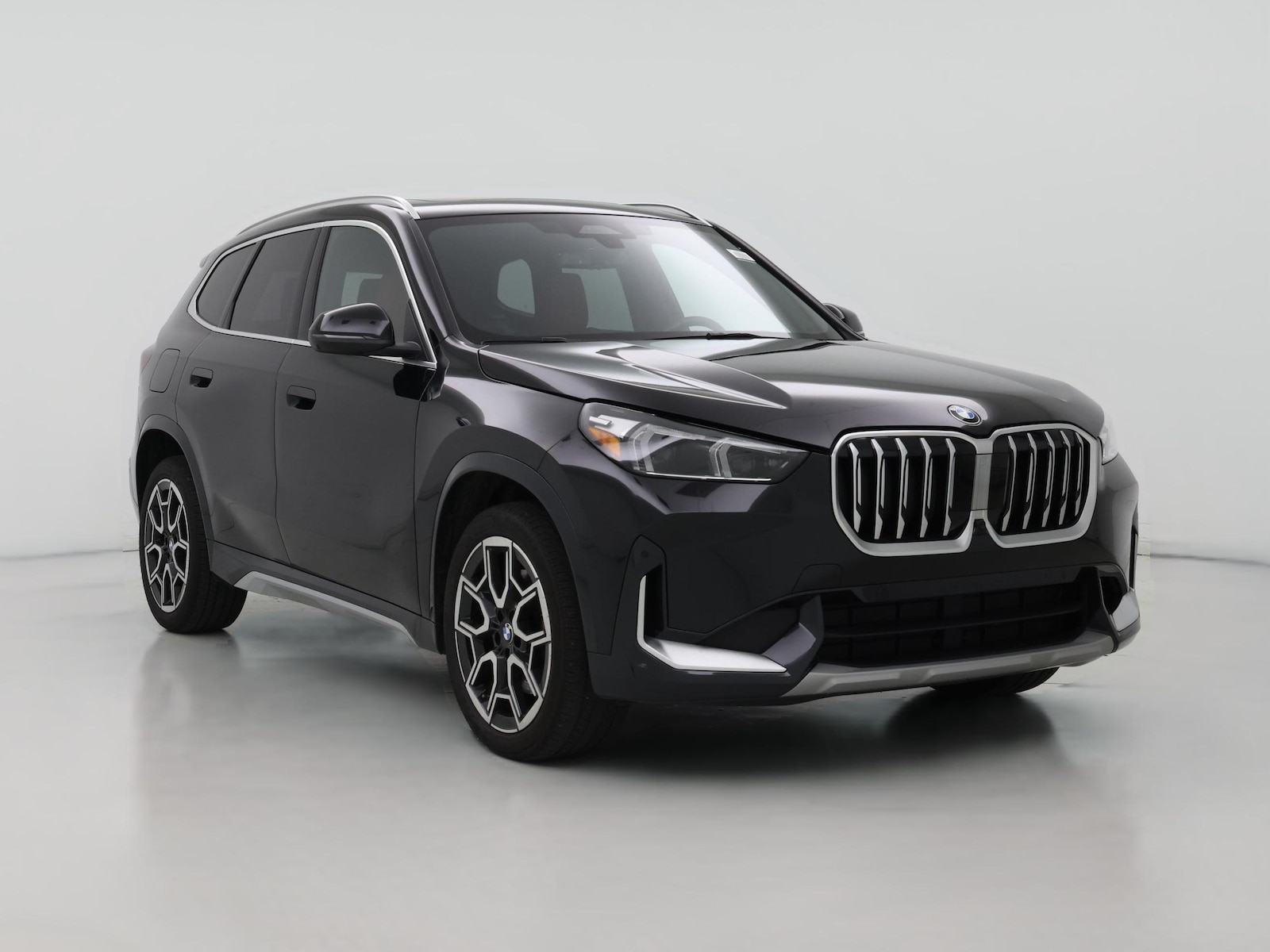 2025 BMW X1 28i
