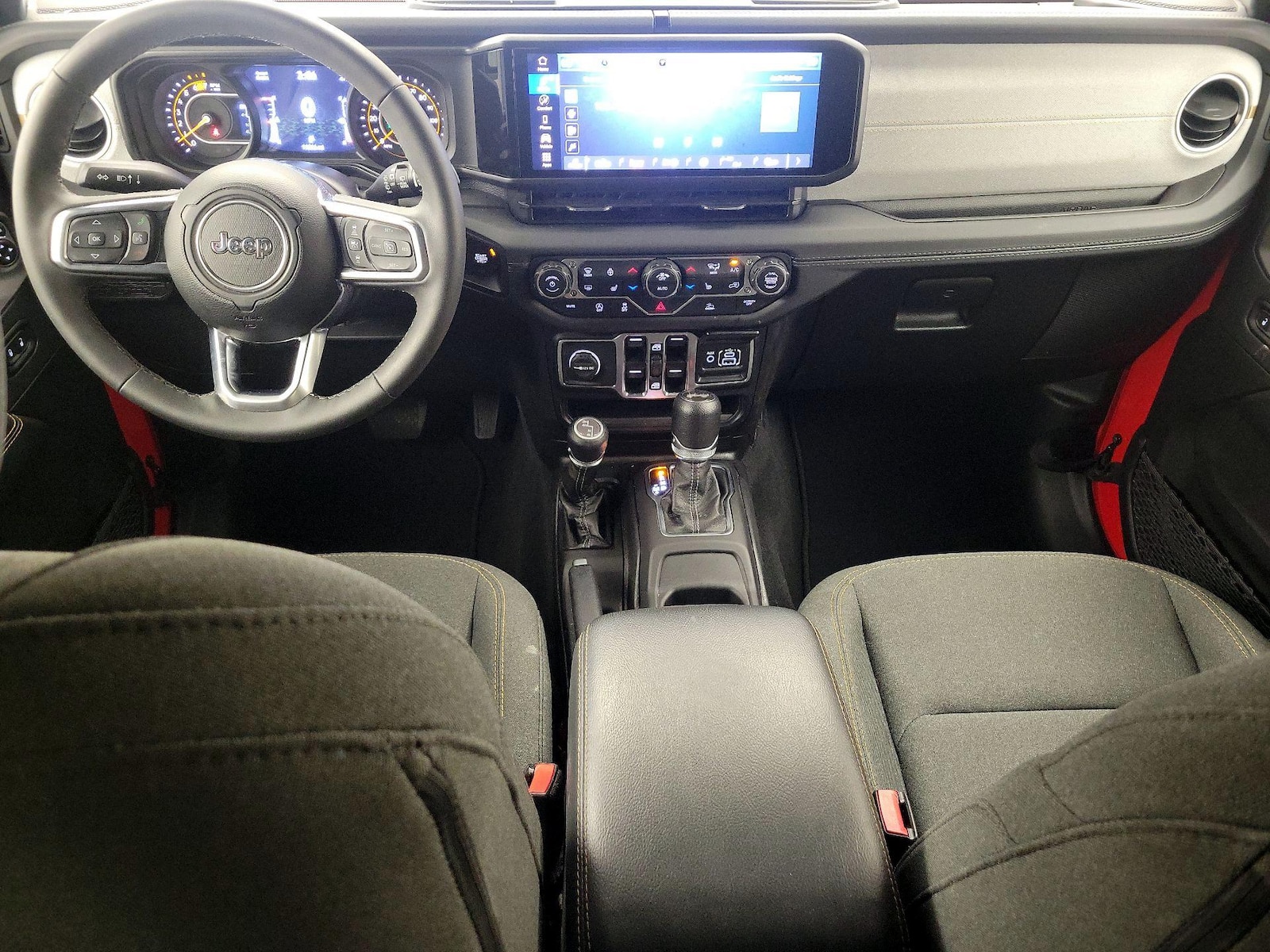 Apple CarPlay® & Android Auto™