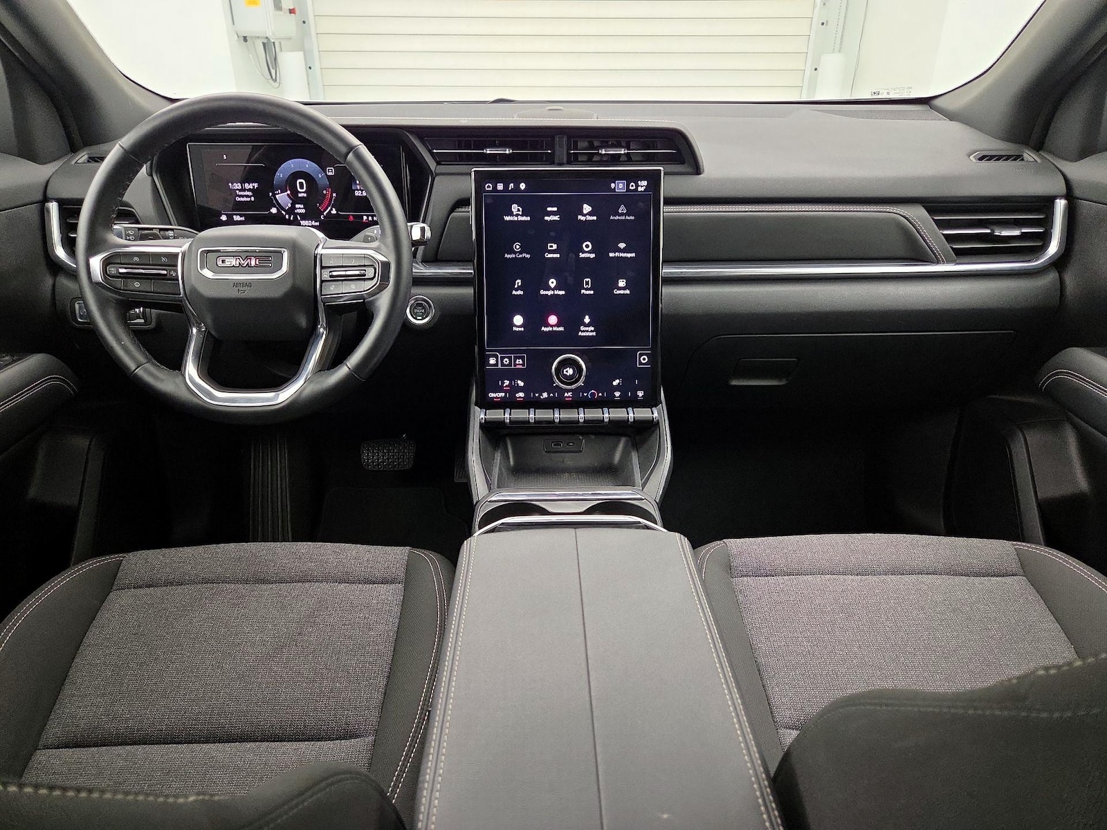 Apple CarPlay® & Android Auto™