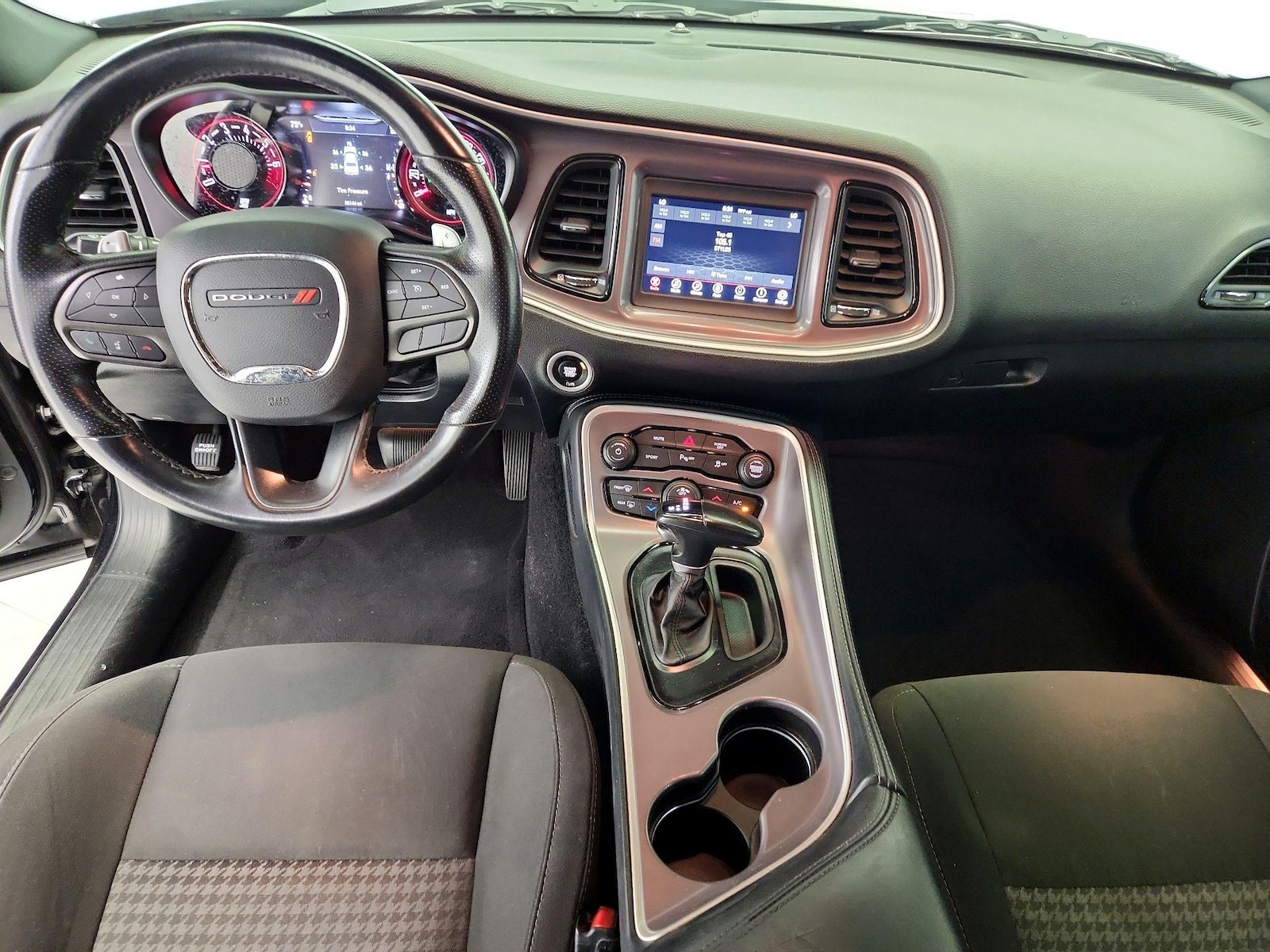 Apple CarPlay® & Android Auto™