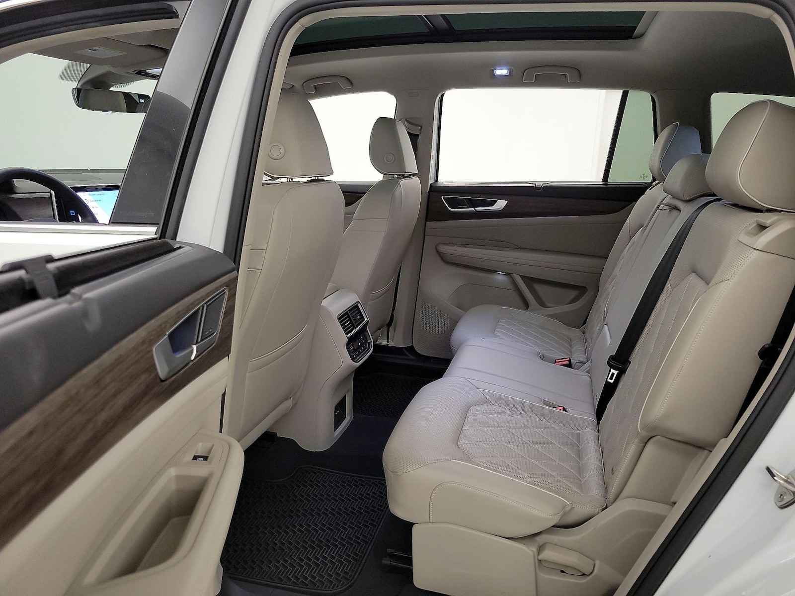 Rear Air Conditioning