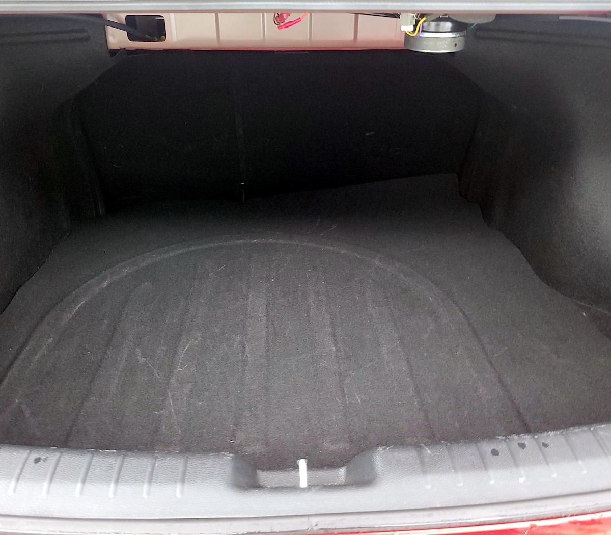 Trunk/Cargo (Seats Up)