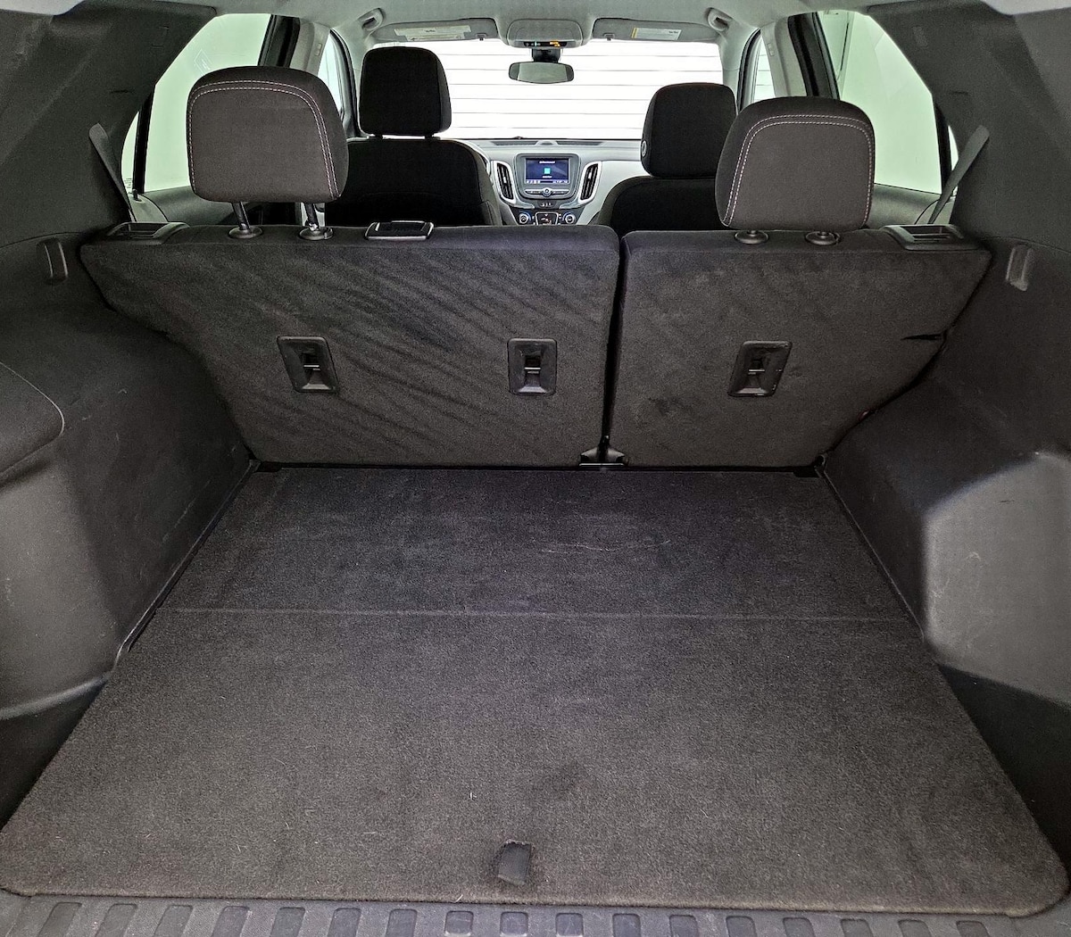 Trunk/Cargo (Seats Up)