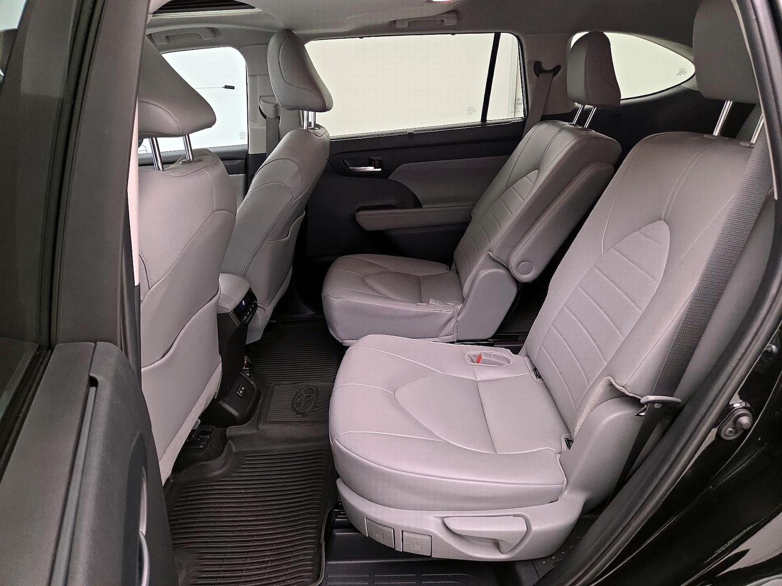 Rear Air Conditioning