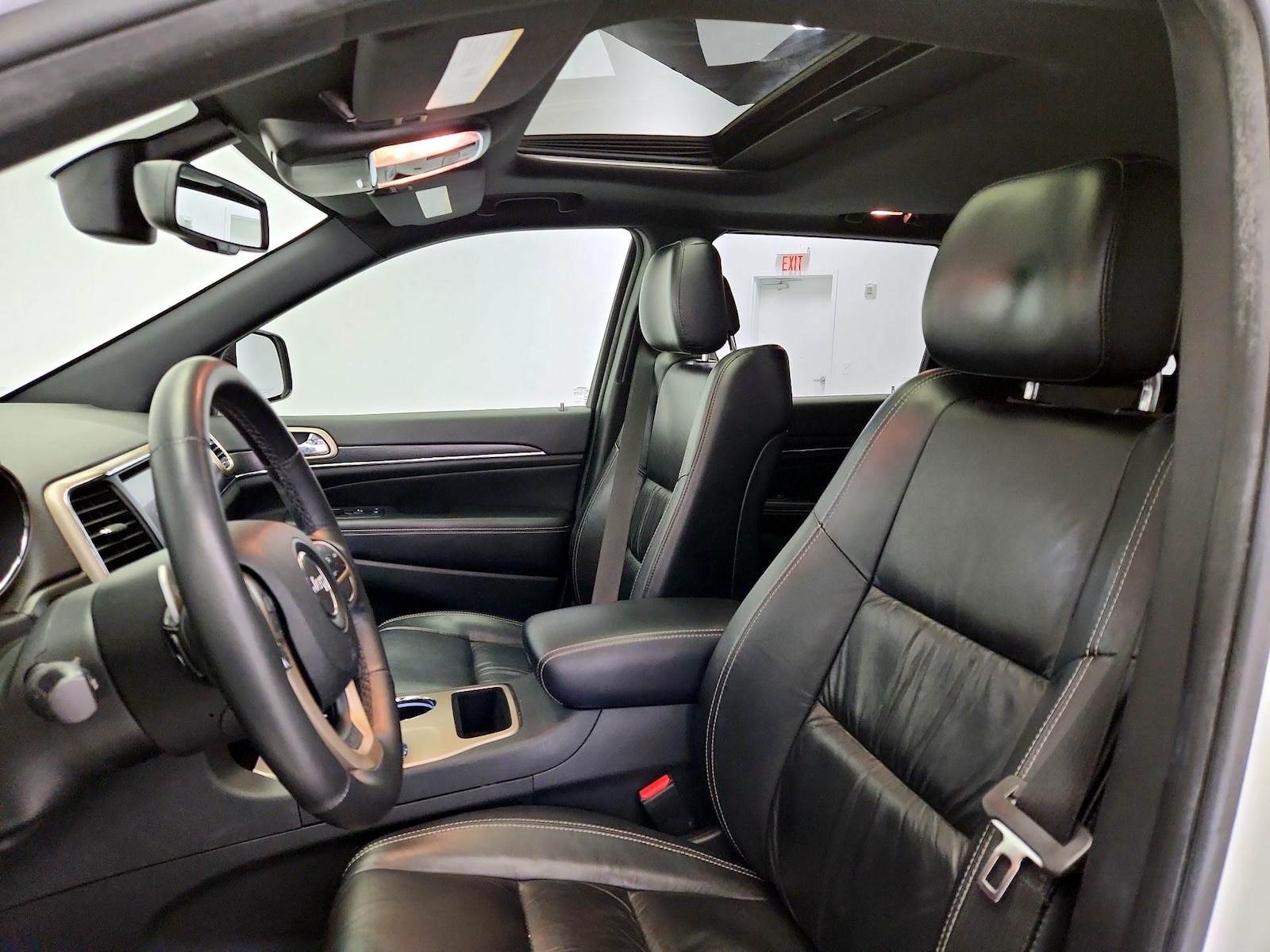 Sunroof(s) & Overhead Airbags