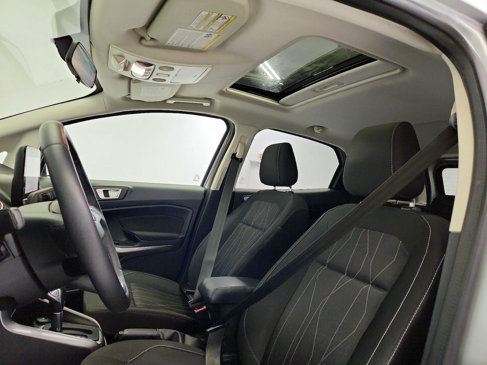 Sunroof(s) & Overhead Airbags