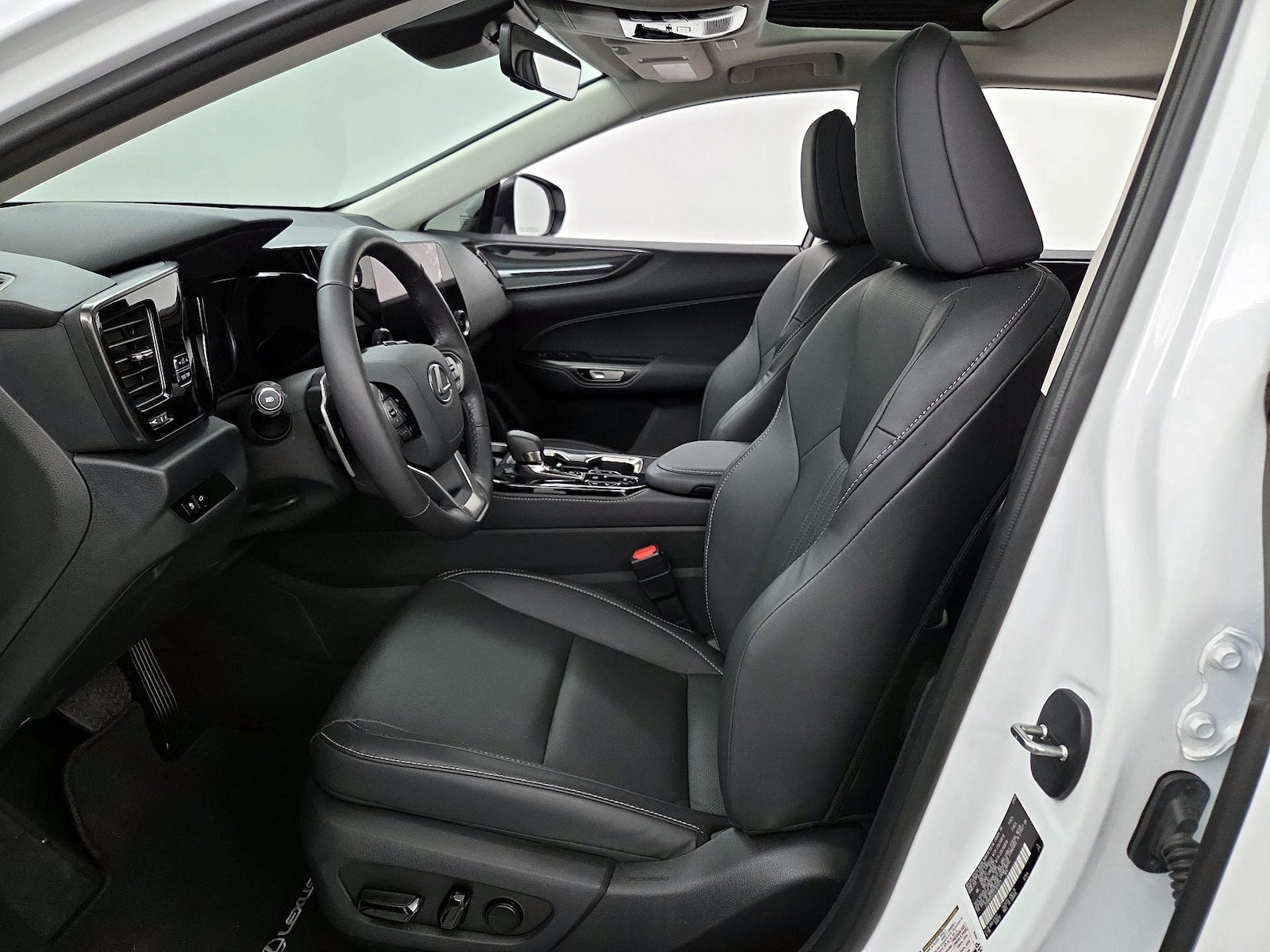 Power Seat(s) & Side Airbags