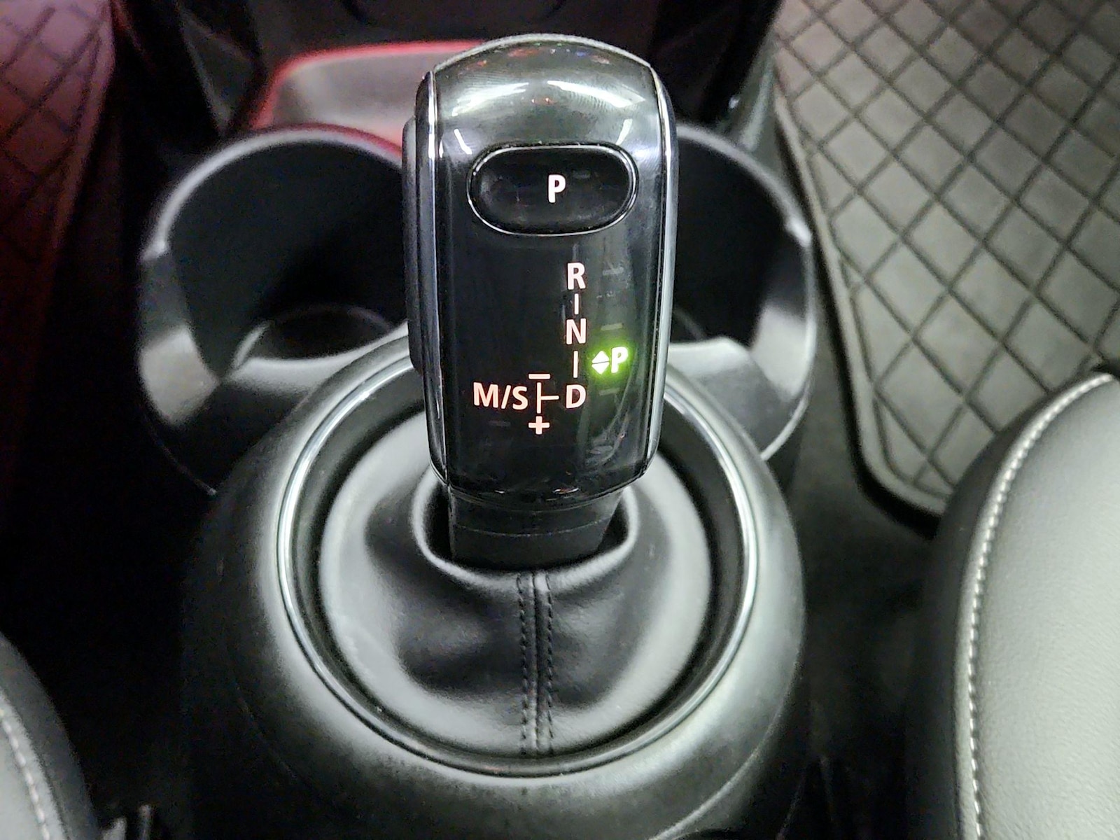 2021 MINI Convertible Base - Photo 18