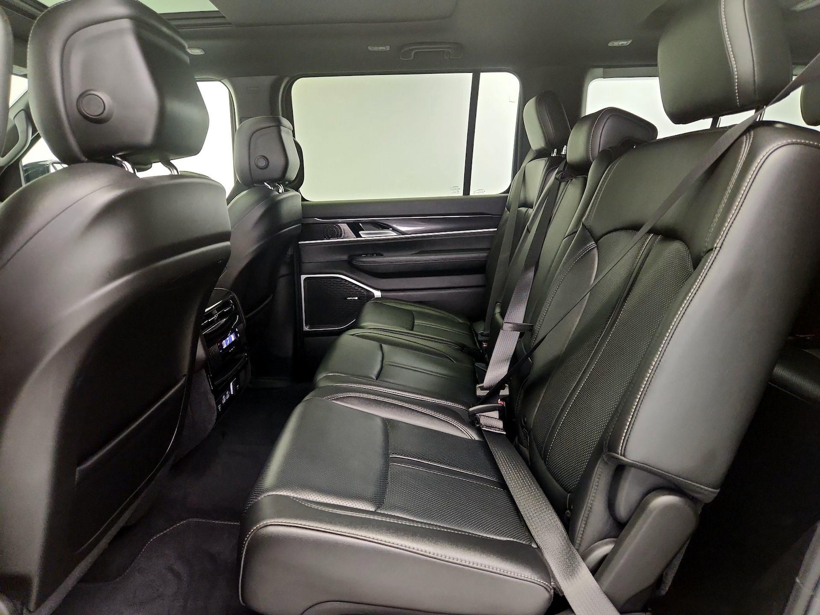 Rear Air Conditioning