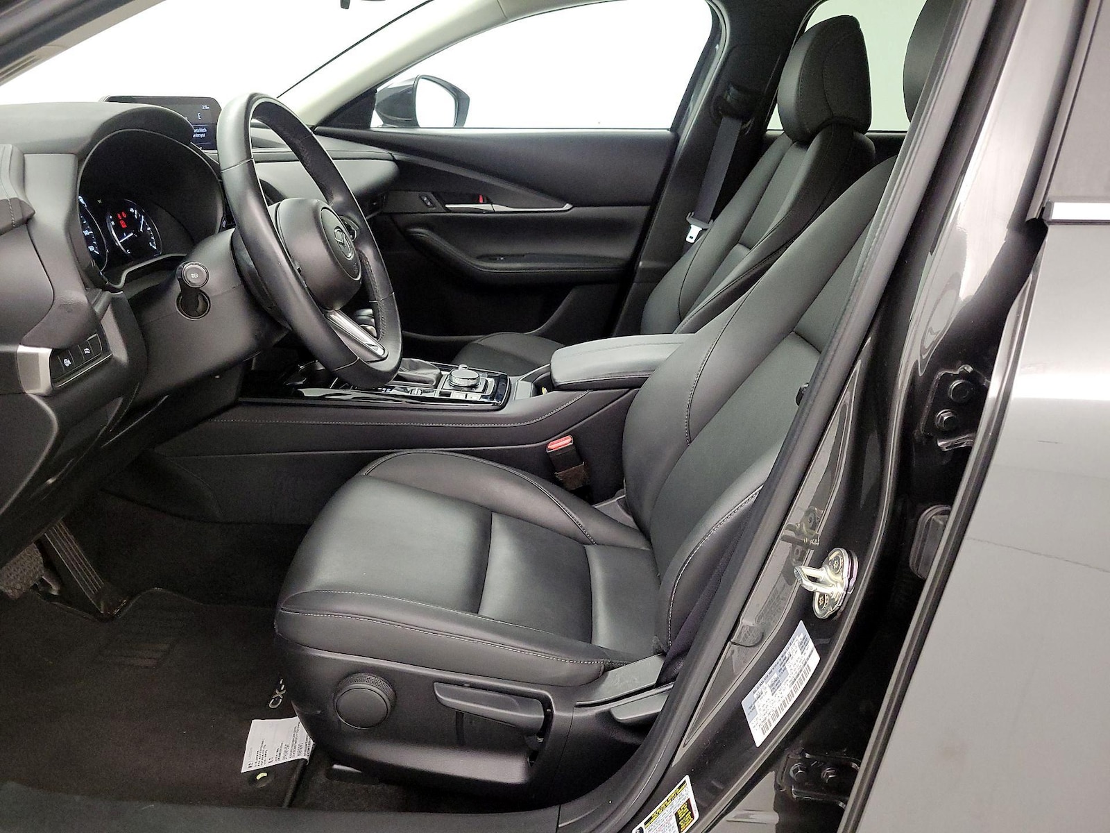 Side Airbags & Leatherette Seats