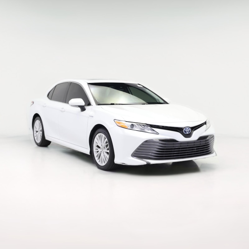 2020 Toyota Camry Hybrid XLE