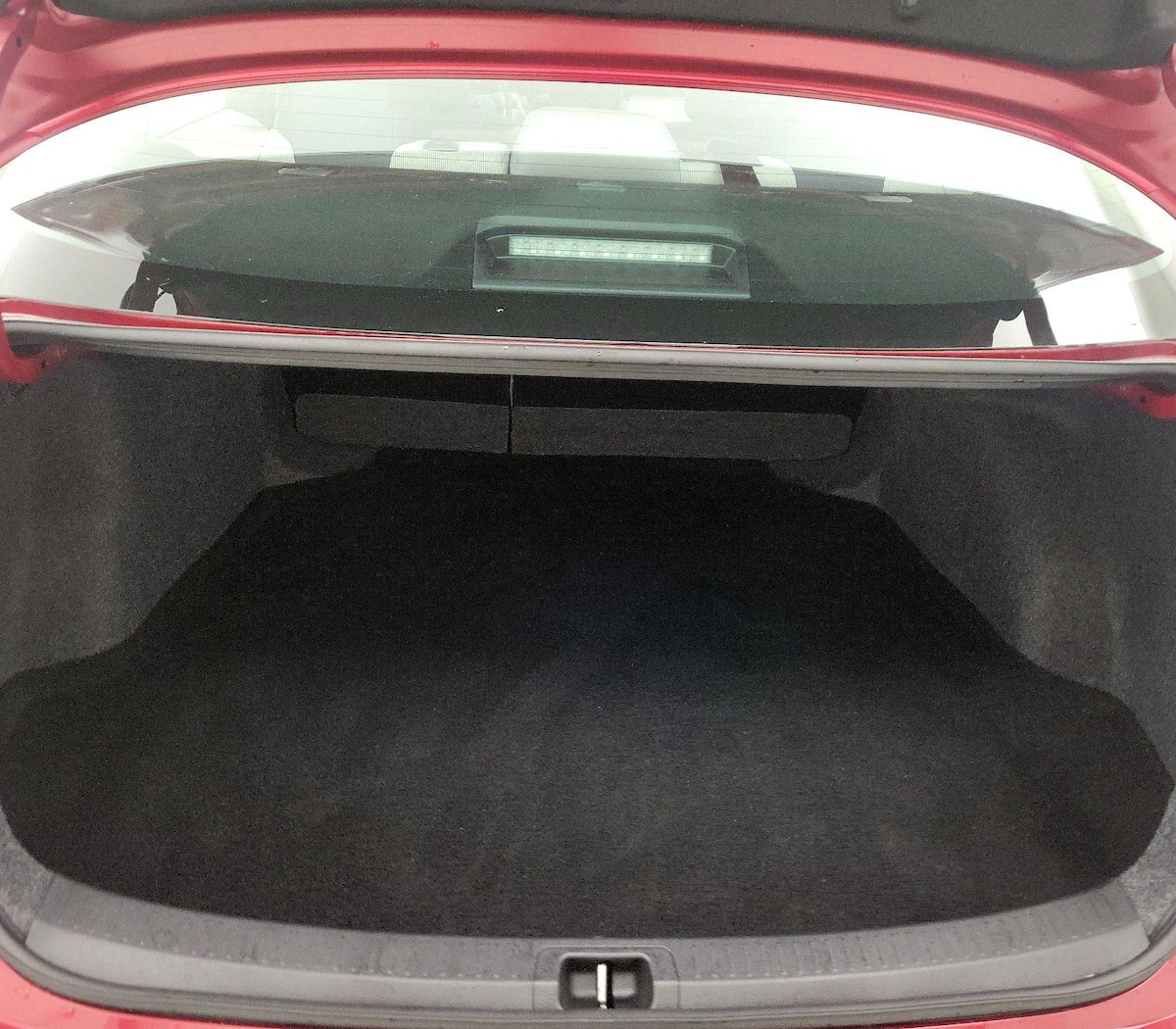 Trunk/Cargo (Seats Up)