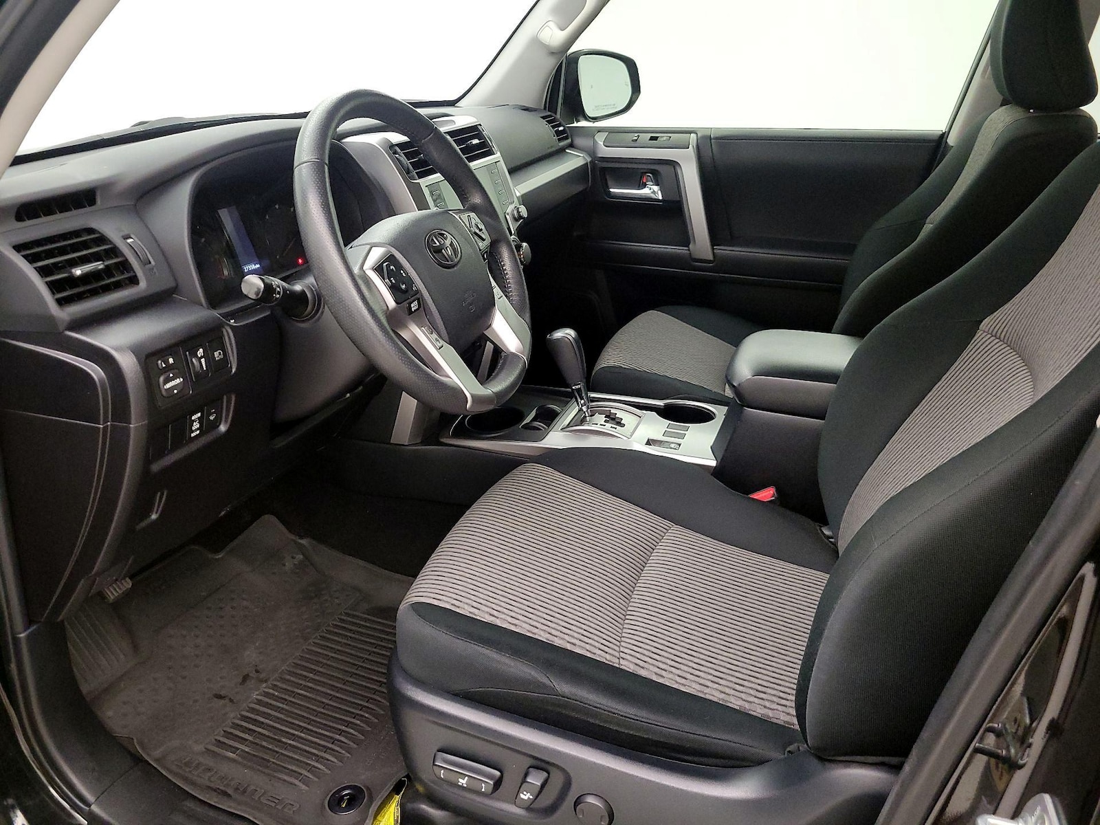Power Seat(s) & Side Airbags