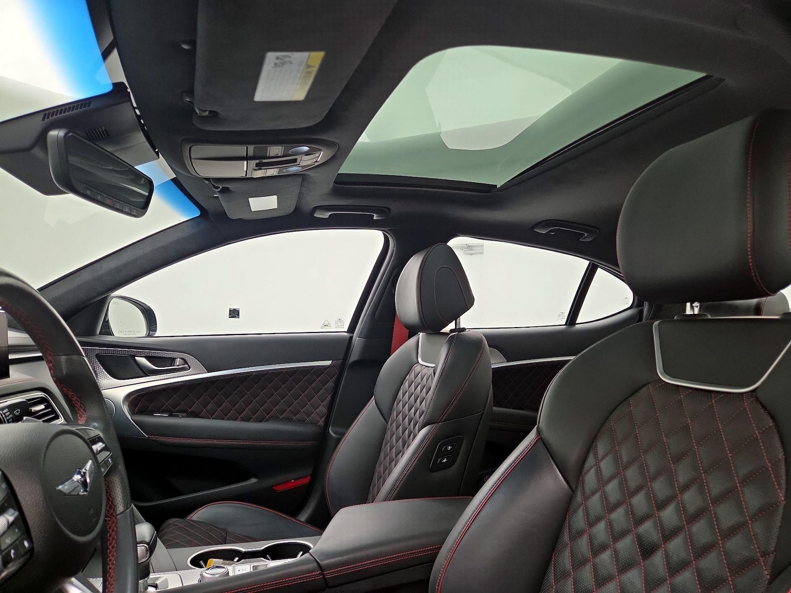 Sunroof(s) & Overhead Airbags
