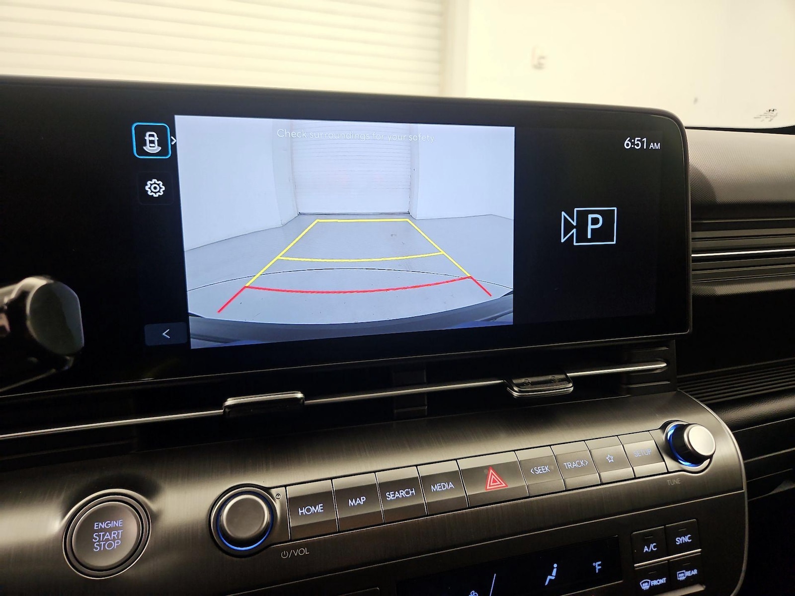 2025 Hyundai Kona SEL Convenience - Photo 15