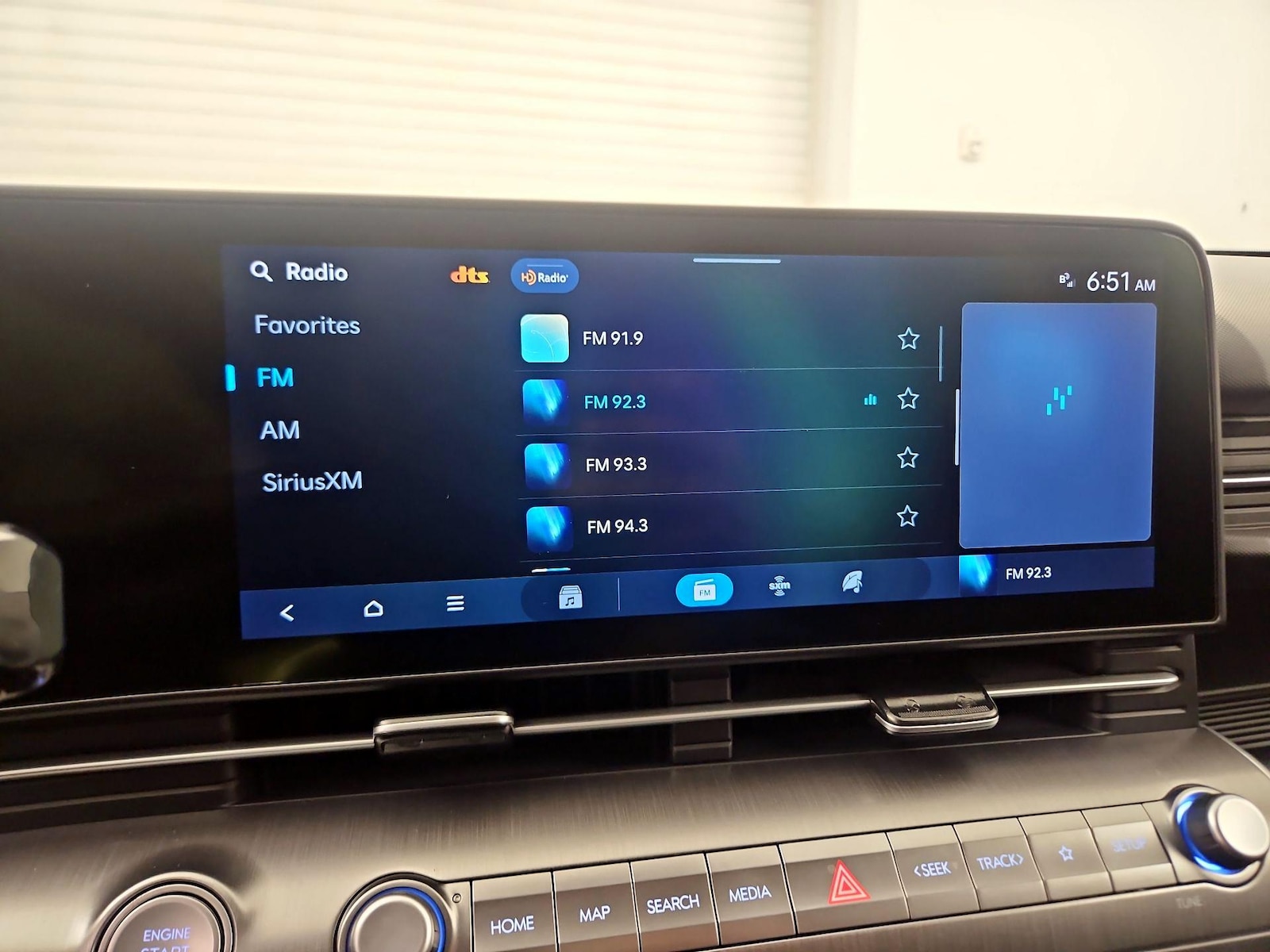 2025 Hyundai Kona SEL Convenience - Photo 16