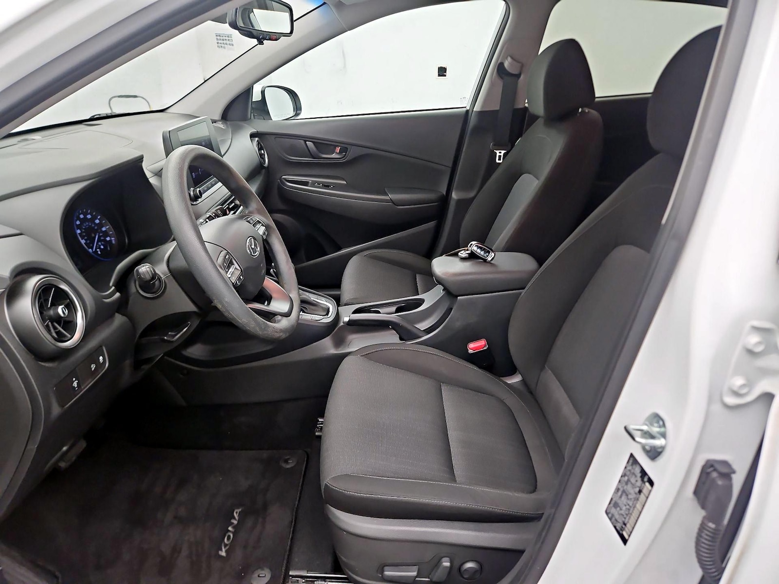 Power Seat(s) & Side Airbags
