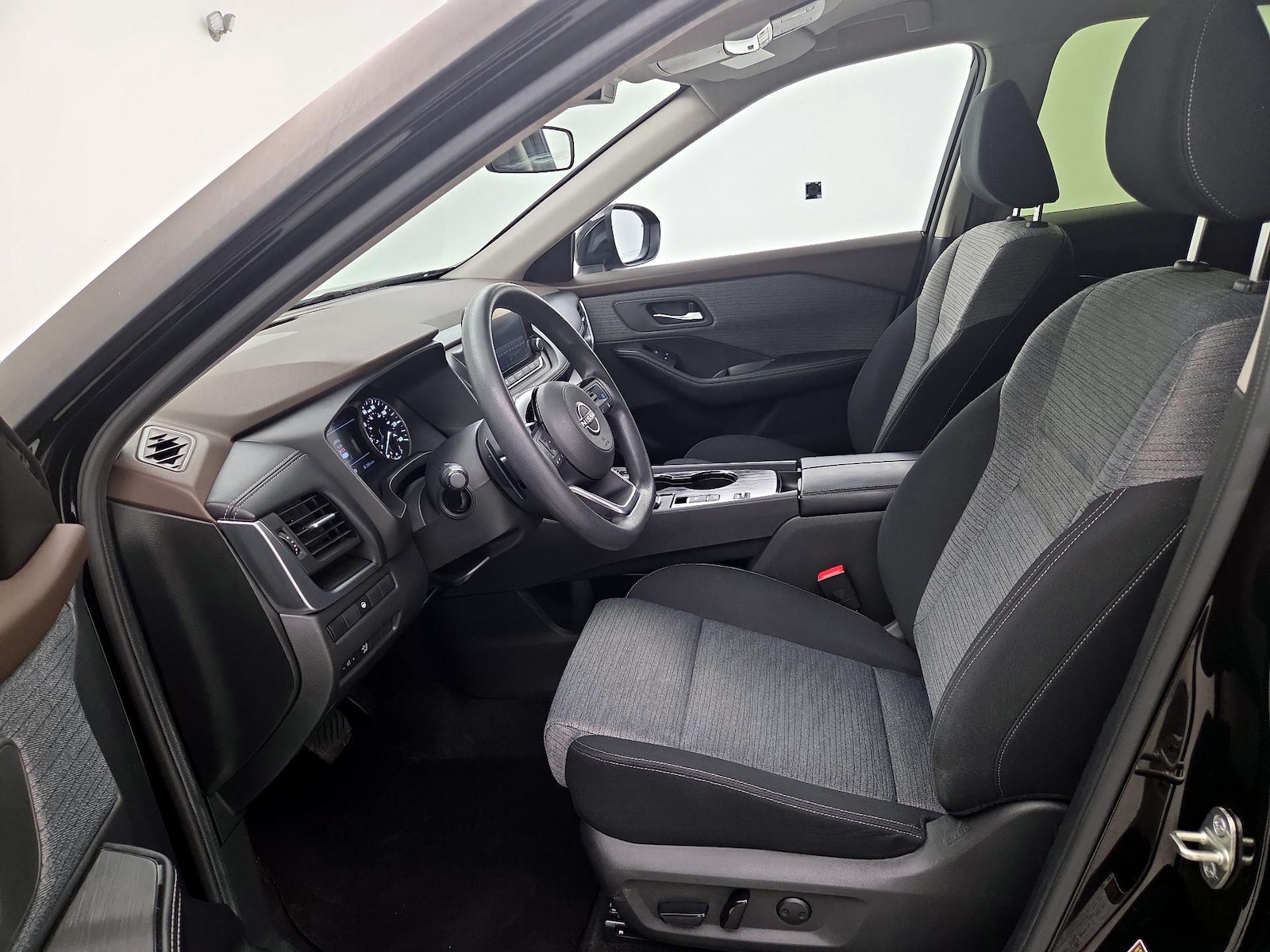 Power Seat(s) & Side Airbags