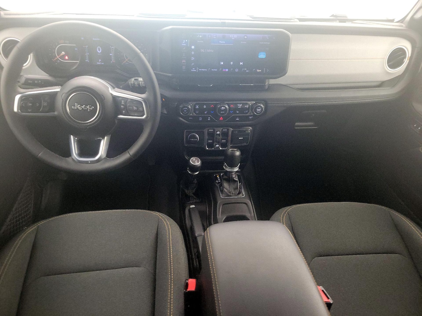 Apple CarPlay® & Android Auto™