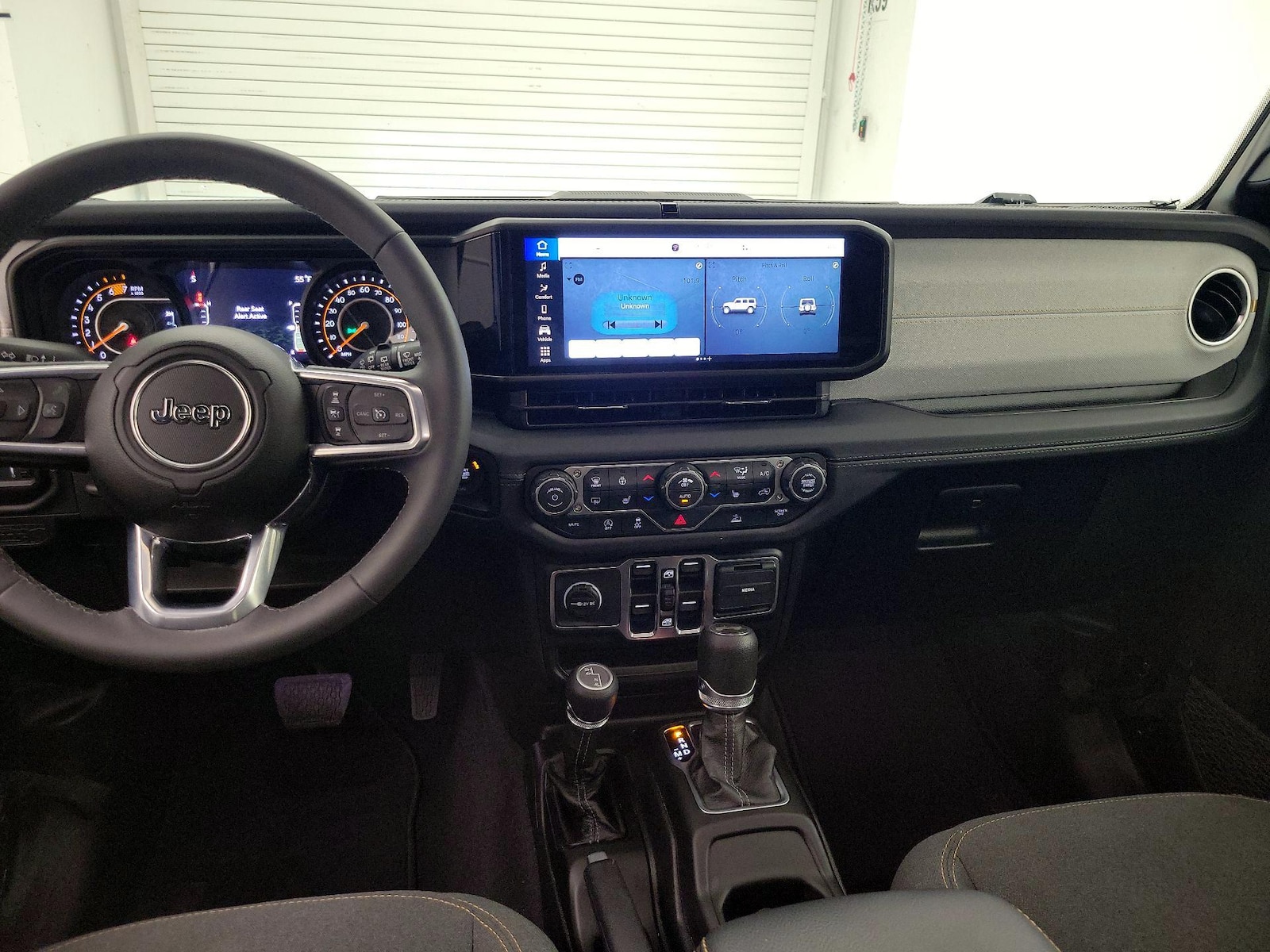Apple CarPlay® & Android Auto™