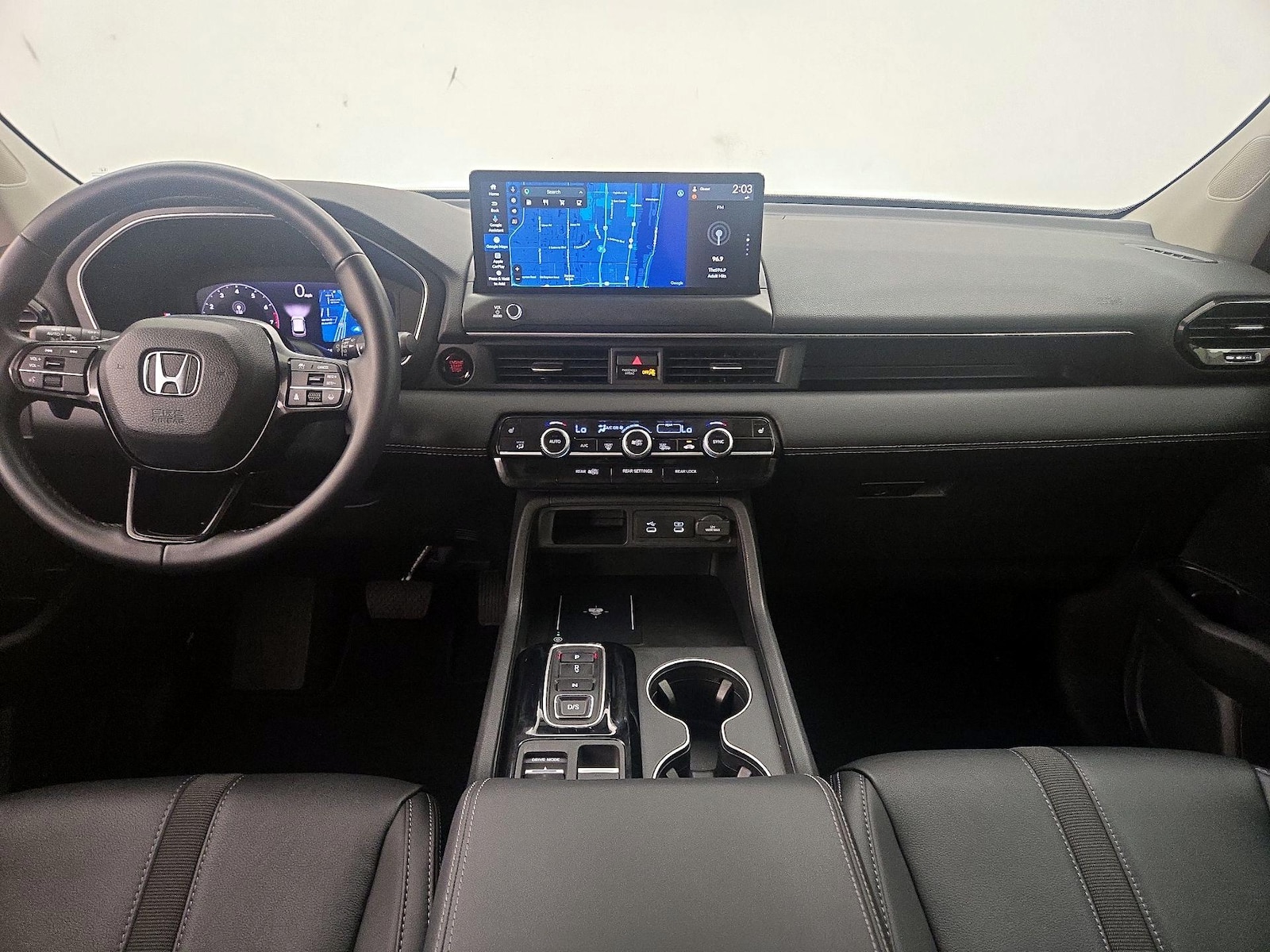 Apple CarPlay® & Android Auto™