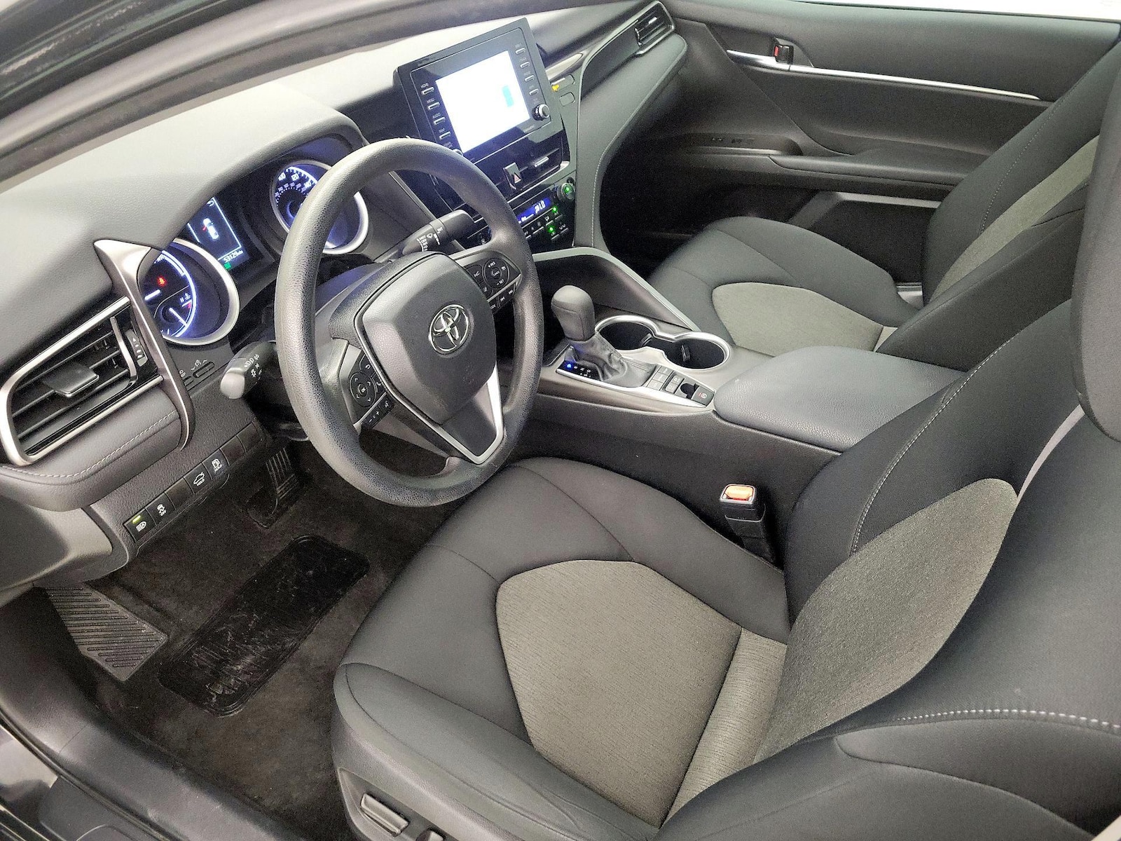 Power Seat(s) & Side Airbags
