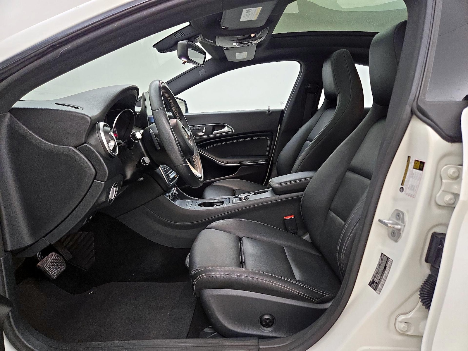 Power Seat(s) & Side Airbags