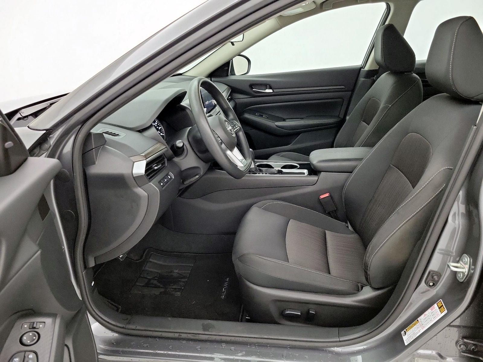 Power Seat(s) & Side Airbags