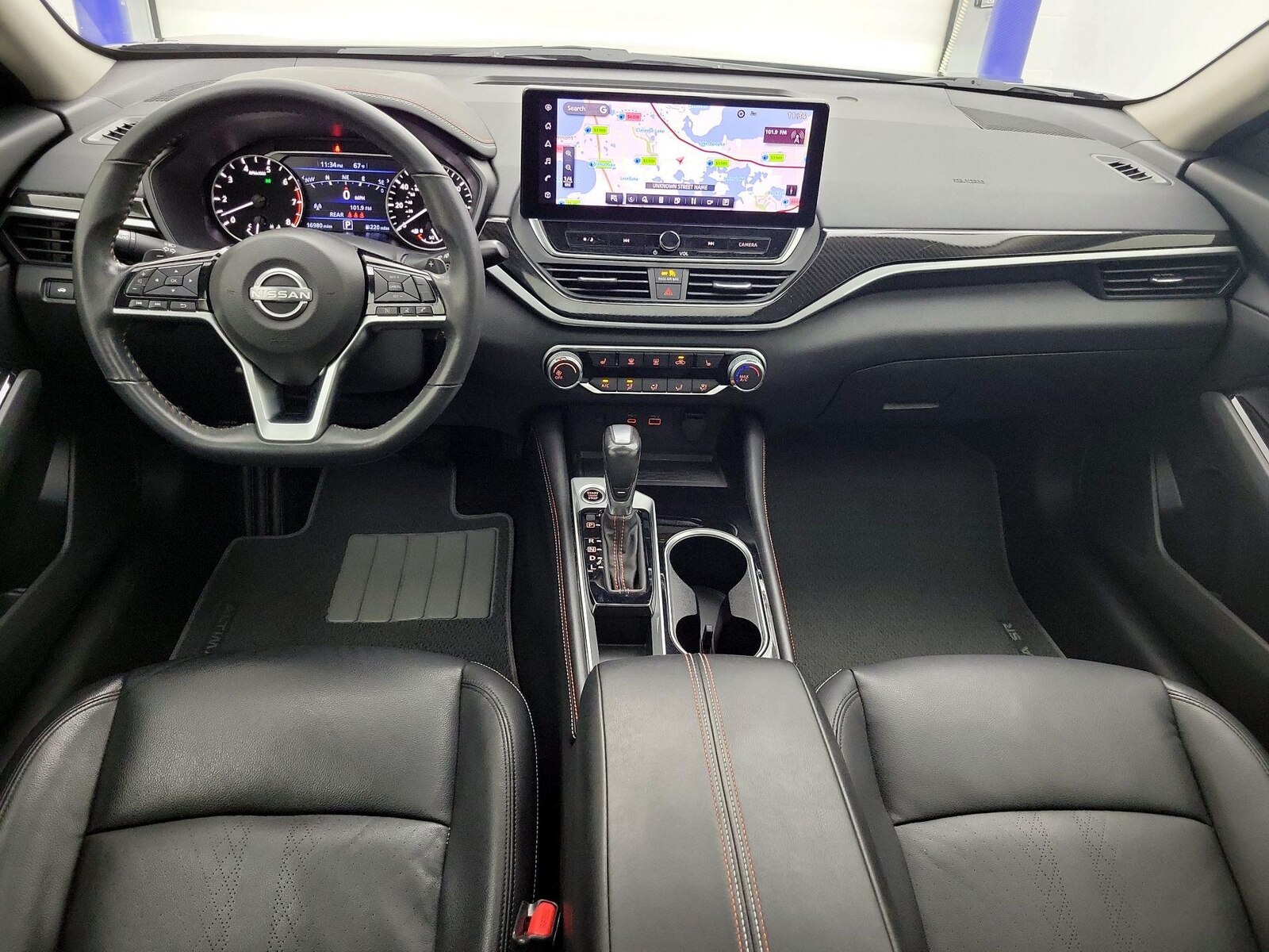 Apple CarPlay® & Android Auto™