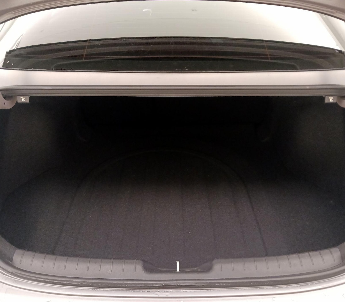 Trunk/Cargo (Seats Up)