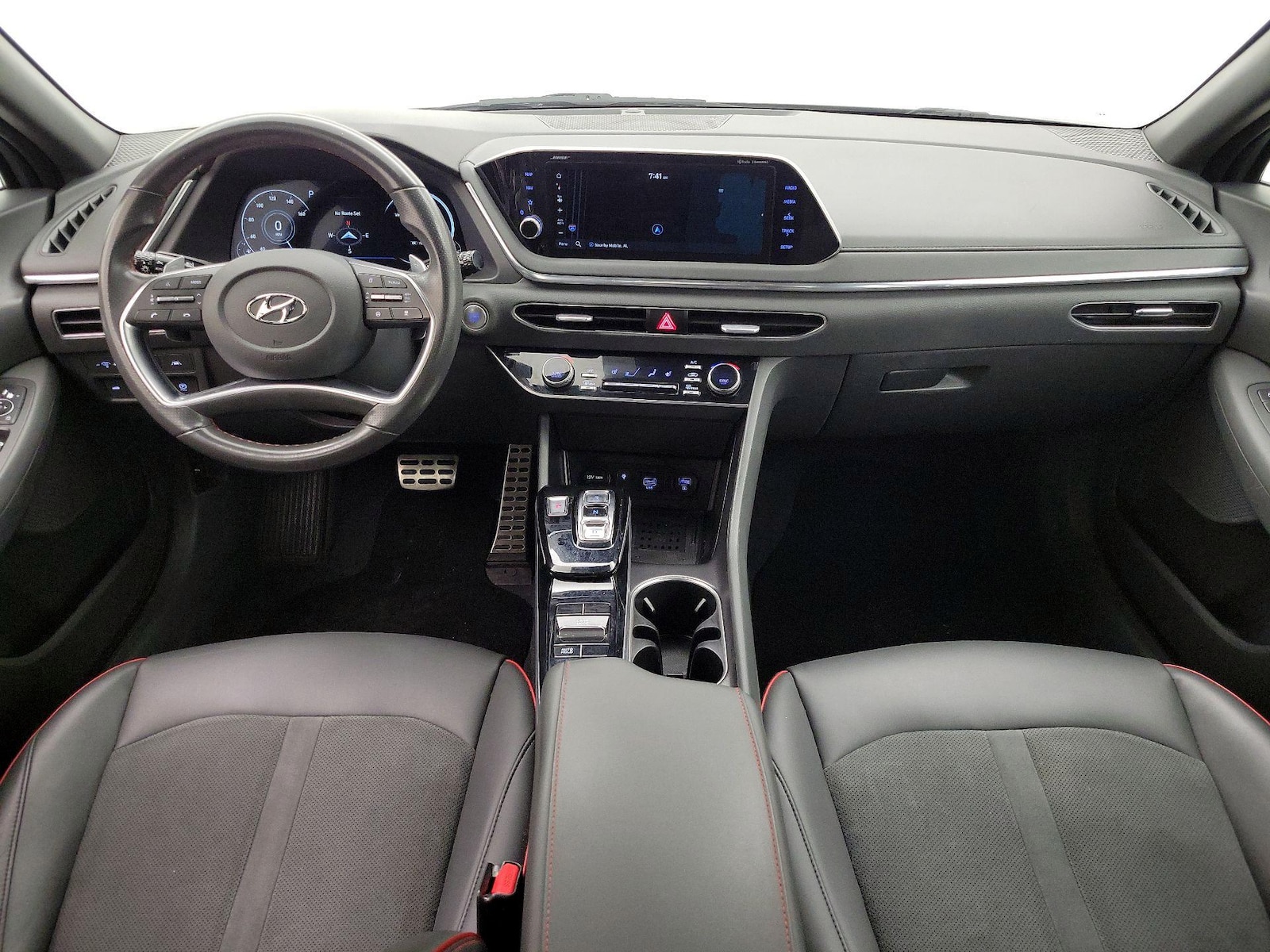 Apple CarPlay® & Android Auto™