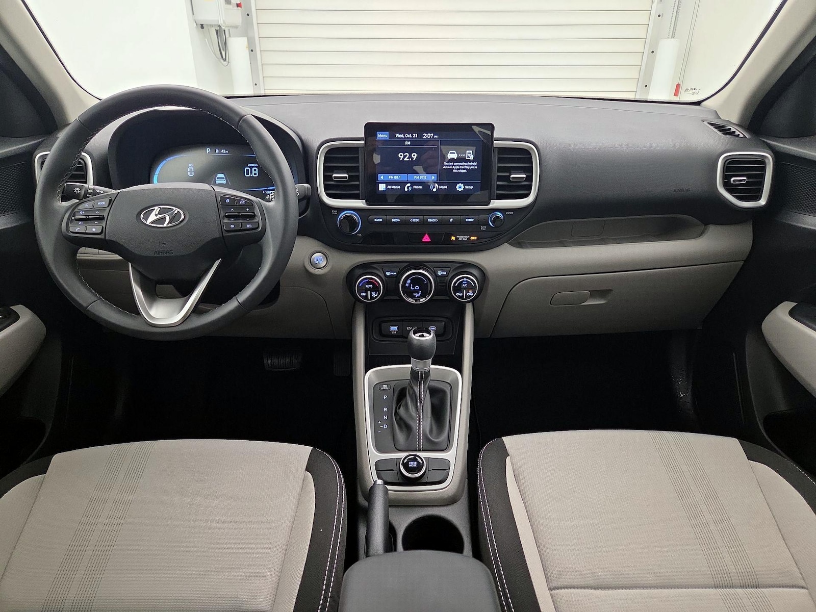 Apple CarPlay® & Android Auto™