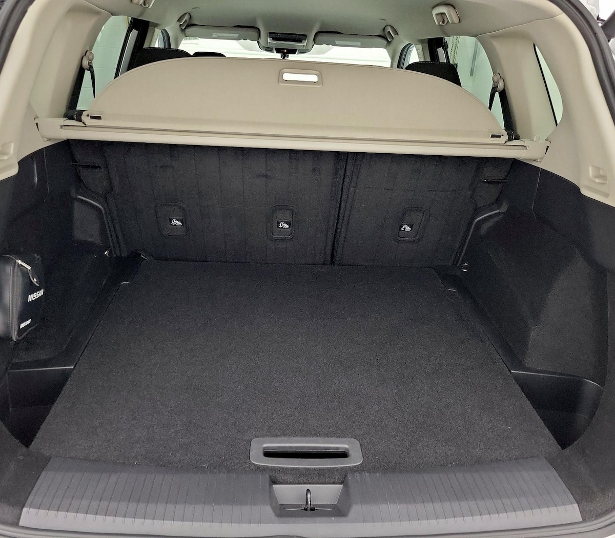 Trunk/Cargo (Seats Up)