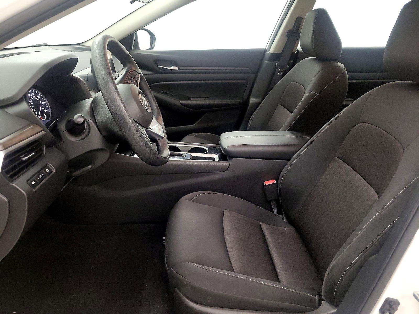 Power Seat(s) & Side Airbags