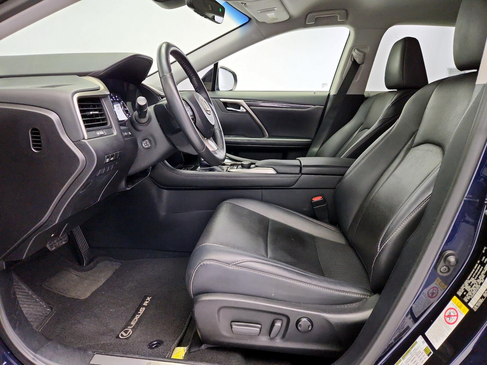 Power Seat(s) & Side Airbags