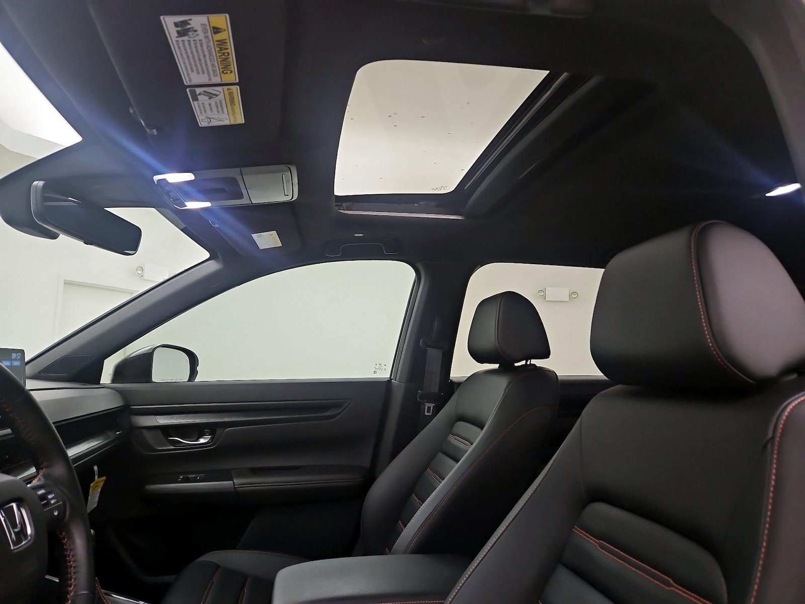 Sunroof(s) & Overhead Airbags