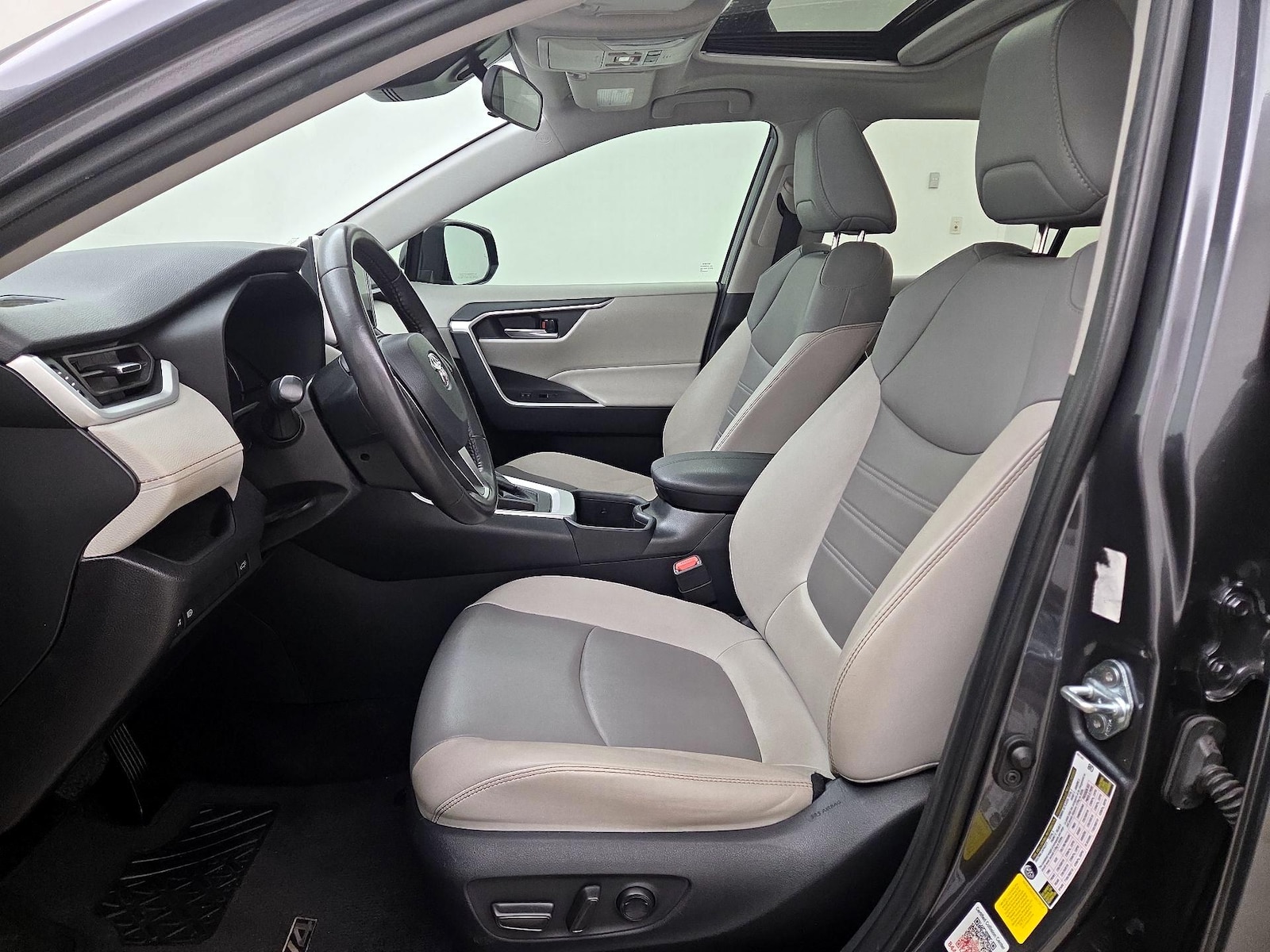 Power Seat(s) & Side Airbags
