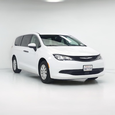 2021 Chrysler Voyager L