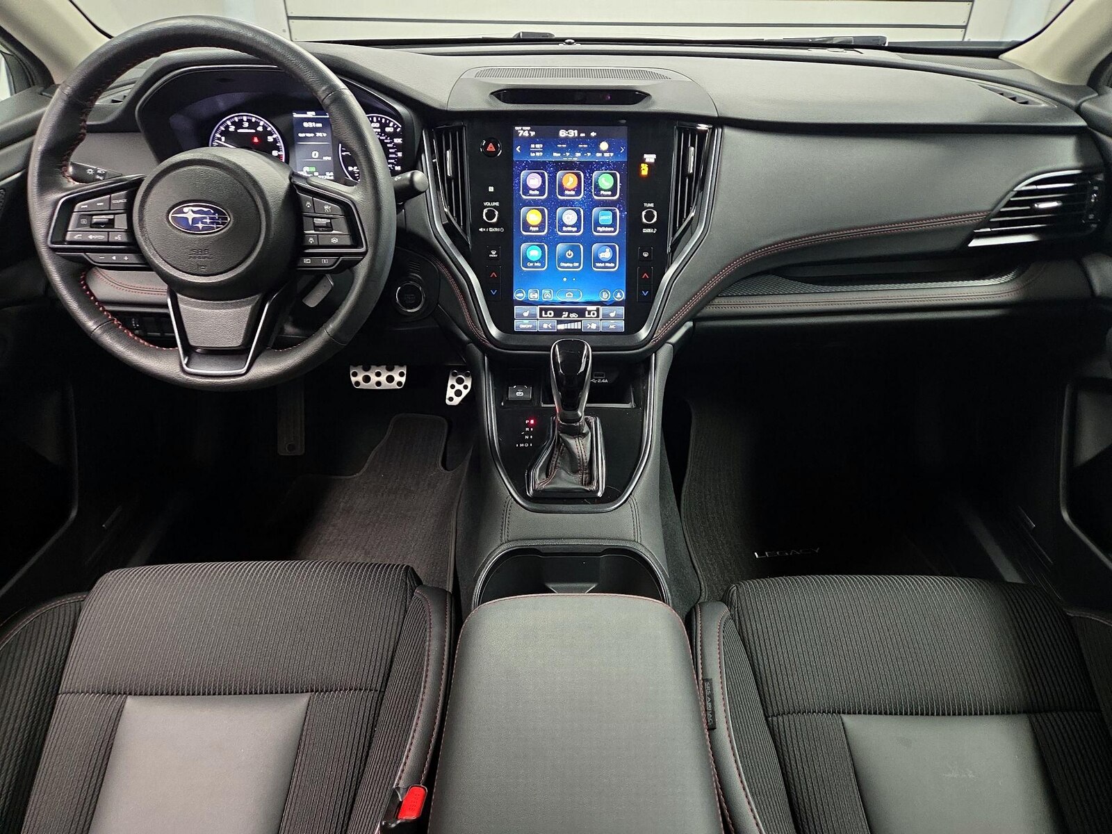 Apple CarPlay® & Android Auto™